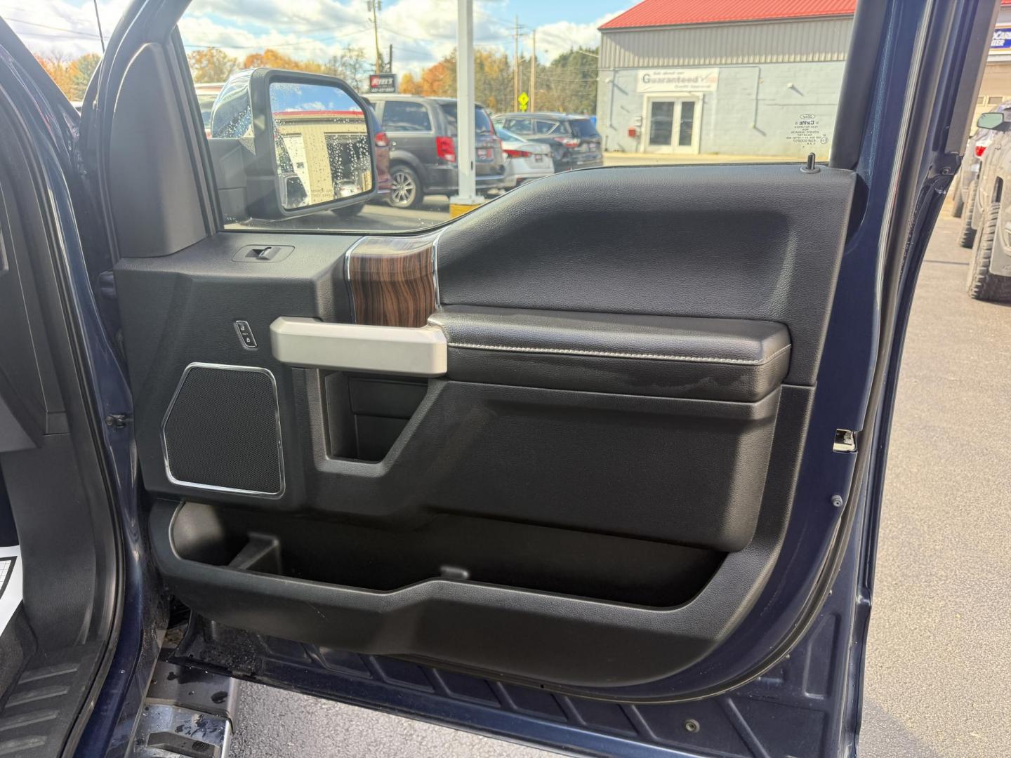 2015 Blue /Black Ford F-150 Lariat SuperCrew 5.5-ft. Bed 4WD (1FTEW1EG2FF) with an 3.5L V6 TWIN TURBO engine, 6-Speed Automatic transmission, located at 547 E. Main St., Orwell, OH, 44076, (440) 437-5893, 41.535435, -80.847855 - 2015 Ford F-150 Lariat Crew Cab – Power, Luxury, and Advanced Capability Experience top-tier performance and premium comfort with this 2015 Ford F-150 Lariat Crew Cab. Under the hood, the powerful 3.5L Twin Turbo EcoBoost engine delivers an impressive 365 horsepower and 420 lb-ft of torque, pai - Photo#56