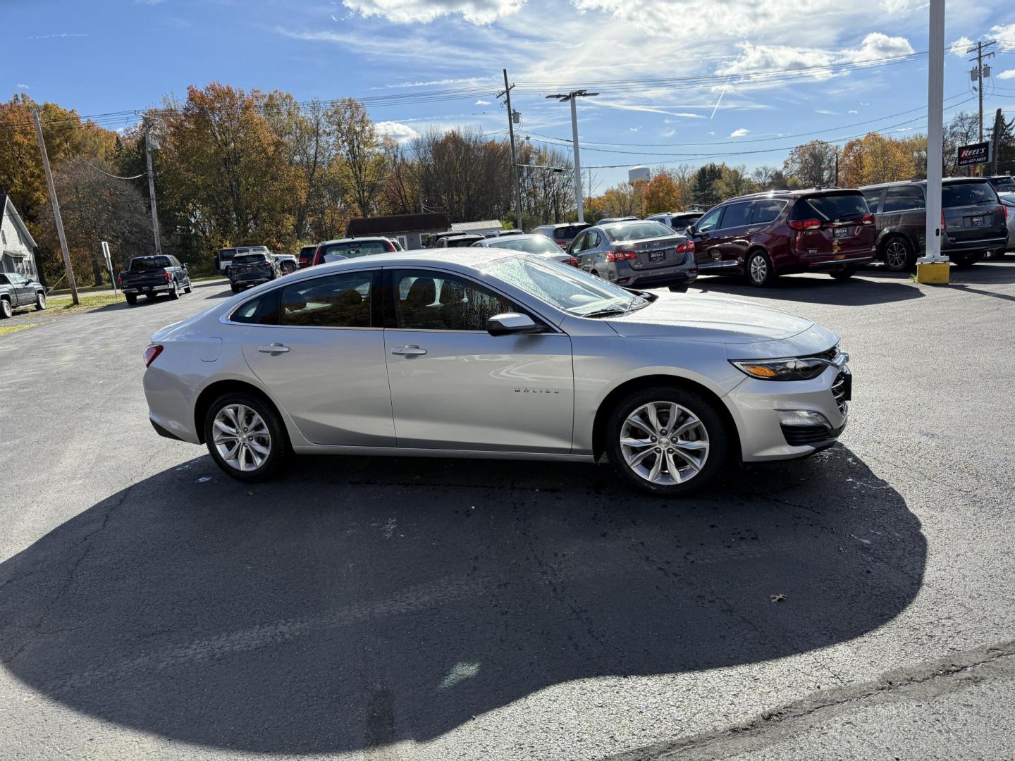 2019 Silver /Black Chevrolet Malibu LT (1G1ZD5ST6KF) with an 1.5L I4 DOHC 16V Turbo engine, Automatic transmission, located at 547 E. Main St., Orwell, OH, 44076, (440) 437-5893, 41.535435, -80.847855 - ONE OWNER – 2019 Chevrolet Malibu LT – Modern Efficiency, Comfort, and Advanced Technology – Brand New Tires Upgrade your daily drive with this 2019 Chevrolet Malibu LT. Powered by a fuel-efficient 1.5L Turbocharged EcoTec engine, this sedan delivers an impressive 36 MPG highway and 32 MPG - Photo#3