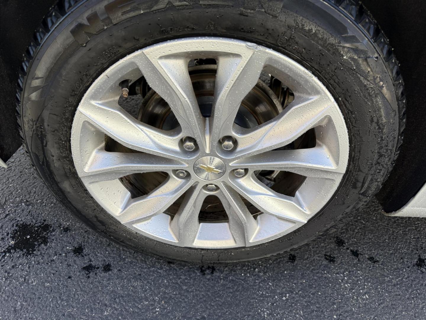 2019 Silver /Black Chevrolet Malibu LT (1G1ZD5ST6KF) with an 1.5L I4 DOHC 16V Turbo engine, Automatic transmission, located at 547 E. Main St., Orwell, OH, 44076, (440) 437-5893, 41.535435, -80.847855 - ONE OWNER – 2019 Chevrolet Malibu LT – Modern Efficiency, Comfort, and Advanced Technology – Brand New Tires Upgrade your daily drive with this 2019 Chevrolet Malibu LT. Powered by a fuel-efficient 1.5L Turbocharged EcoTec engine, this sedan delivers an impressive 36 MPG highway and 32 MPG - Photo#6