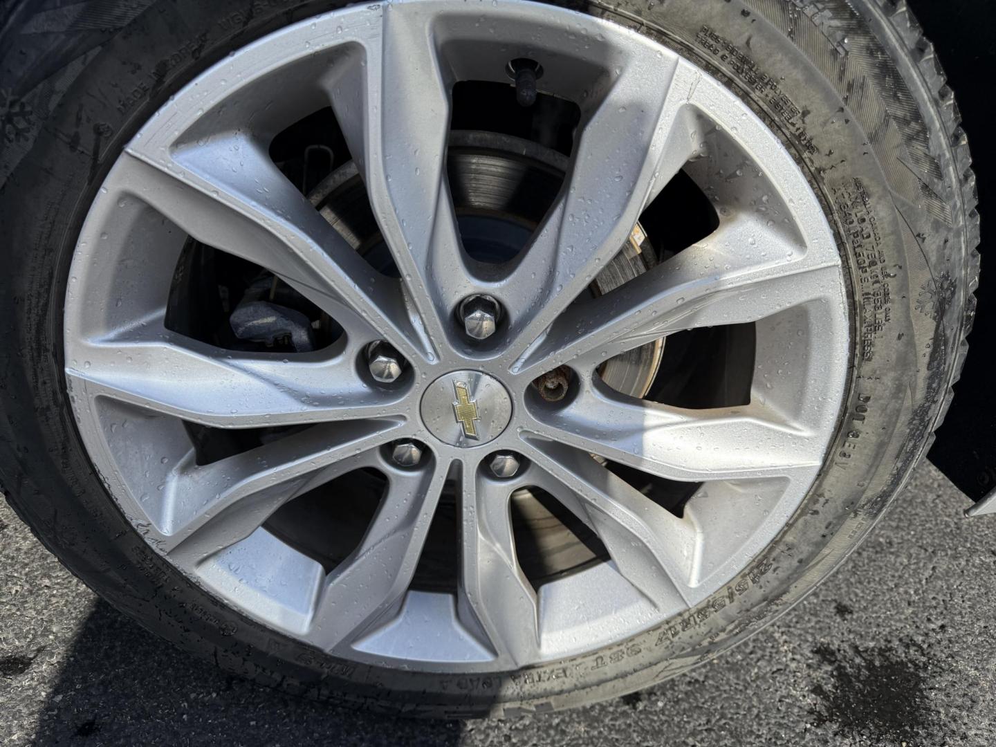 2019 Silver /Black Chevrolet Malibu LT (1G1ZD5ST6KF) with an 1.5L I4 DOHC 16V Turbo engine, Automatic transmission, located at 547 E. Main St., Orwell, OH, 44076, (440) 437-5893, 41.535435, -80.847855 - ONE OWNER – 2019 Chevrolet Malibu LT – Modern Efficiency, Comfort, and Advanced Technology – Brand New Tires Upgrade your daily drive with this 2019 Chevrolet Malibu LT. Powered by a fuel-efficient 1.5L Turbocharged EcoTec engine, this sedan delivers an impressive 36 MPG highway and 32 MPG - Photo#11