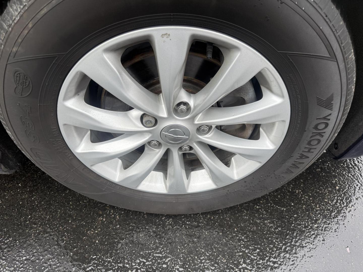 2019 Blue /Black Chrysler Pacifica Touring-L (2C4RC1BG6KR) with an 3.6L V6 DOHC 24V engine, 9A transmission, located at 547 E. Main St., Orwell, OH, 44076, (440) 437-5893, 41.535435, -80.847855 - 2019 Chrysler Pacifica Touring L – Family Comfort, Advanced Safety, and Unmatched Versatility Upgrade your family’s ride with this 2019 Chrysler Pacifica Touring L, designed for comfort, convenience, and peace of mind. Powered by a reliable 3.6L Pentastar V6 engine and a smooth 9-speed automa - Photo#4