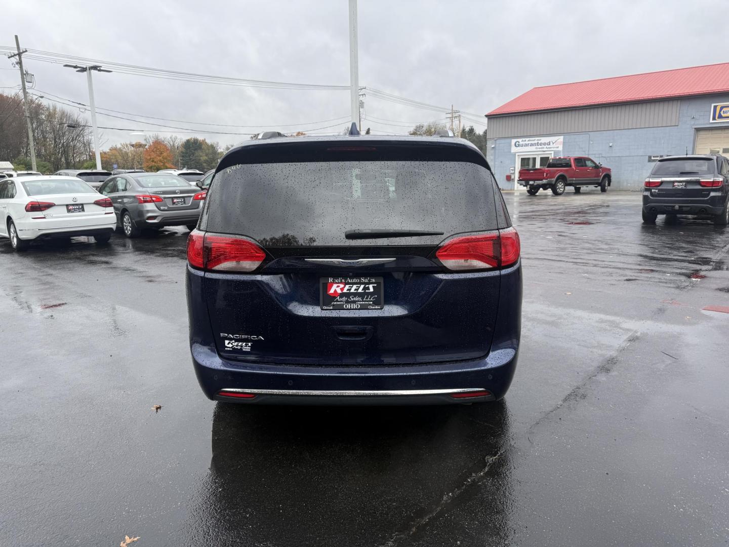 2019 Blue /Black Chrysler Pacifica Touring-L (2C4RC1BG6KR) with an 3.6L V6 DOHC 24V engine, 9A transmission, located at 547 E. Main St., Orwell, OH, 44076, (440) 437-5893, 41.535435, -80.847855 - 2019 Chrysler Pacifica Touring L – Family Comfort, Advanced Safety, and Unmatched Versatility Upgrade your family’s ride with this 2019 Chrysler Pacifica Touring L, designed for comfort, convenience, and peace of mind. Powered by a reliable 3.6L Pentastar V6 engine and a smooth 9-speed automa - Photo#8