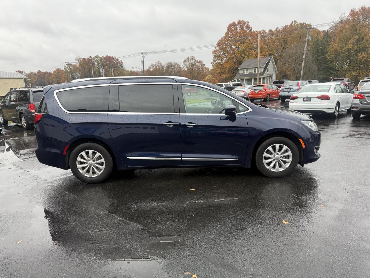 2019 Blue /Black Chrysler Pacifica Touring-L (2C4RC1BG6KR) with an 3.6L V6 DOHC 24V engine, 9A transmission, located at 547 E. Main St., Orwell, OH, 44076, (440) 437-5893, 41.535435, -80.847855 - 2019 Chrysler Pacifica Touring L – Family Comfort, Advanced Safety, and Unmatched Versatility Upgrade your family’s ride with this 2019 Chrysler Pacifica Touring L, designed for comfort, convenience, and peace of mind. Powered by a reliable 3.6L Pentastar V6 engine and a smooth 9-speed automa - Photo#5