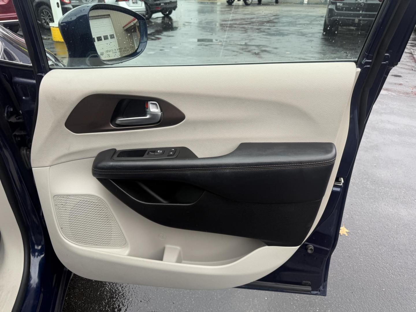 2019 Blue /Black Chrysler Pacifica Touring-L (2C4RC1BG6KR) with an 3.6L V6 DOHC 24V engine, 9A transmission, located at 547 E. Main St., Orwell, OH, 44076, (440) 437-5893, 41.535435, -80.847855 - 2019 Chrysler Pacifica Touring L – Family Comfort, Advanced Safety, and Unmatched Versatility Upgrade your family’s ride with this 2019 Chrysler Pacifica Touring L, designed for comfort, convenience, and peace of mind. Powered by a reliable 3.6L Pentastar V6 engine and a smooth 9-speed automa - Photo#48