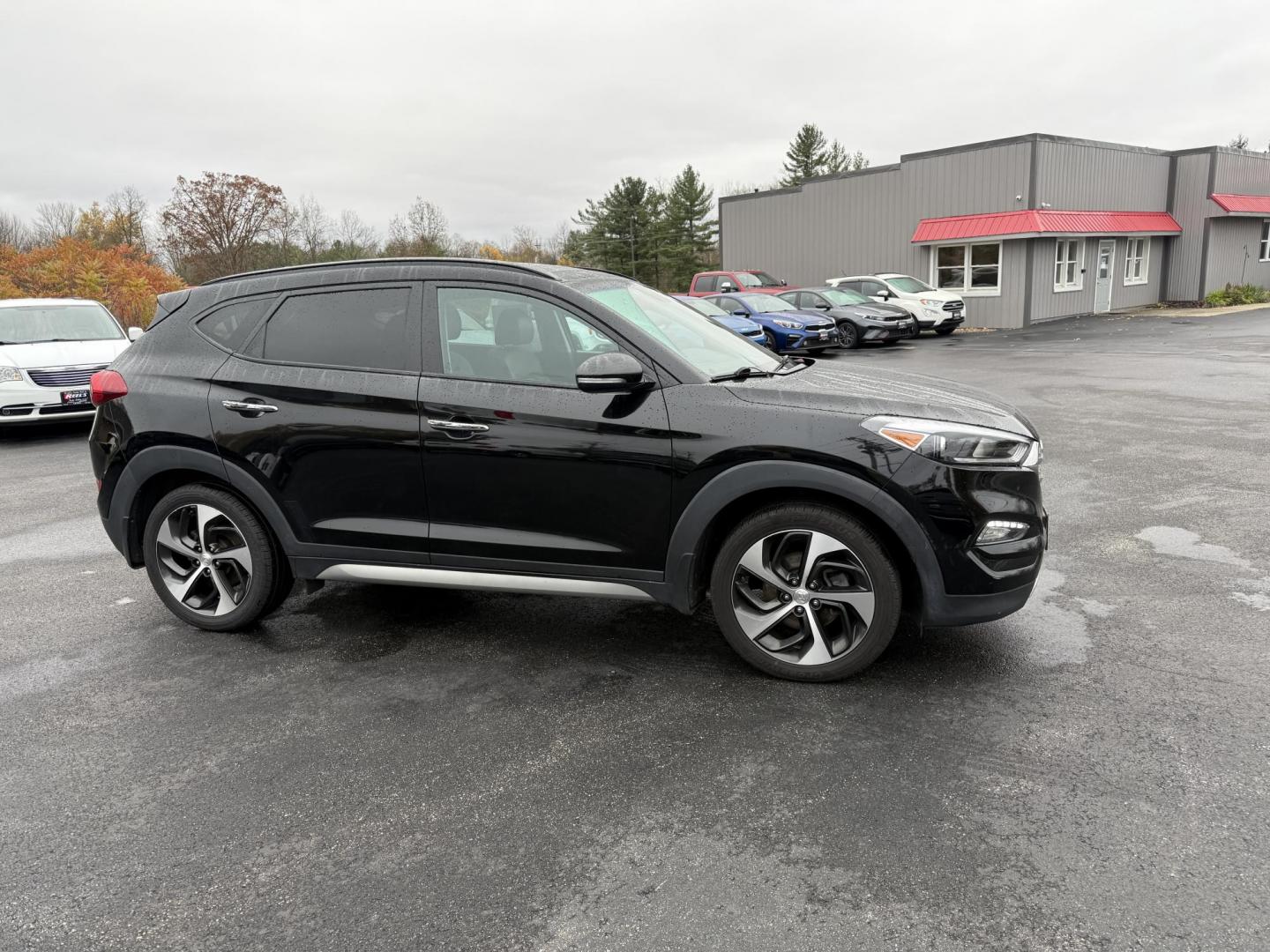 2017 Black /Black Hyundai Tucson Limited Ultimate AWD (KM8J3CA27HU) with an 1.6L I4 DOHC 16V Turbo engine, Automatic transmission, located at 11115 Chardon Rd. , Chardon, OH, 44024, (440) 214-9705, 41.580246, -81.241943 - One Owner – 2017 Hyundai Tucson Limited Ultimate AWD – Luxury, Technology, and All-Weather Confidence Elevate your driving experience with this 2017 Hyundai Tucson Limited Ultimate AWD, blending sophisticated features, advanced safety, and impressive performance. Powered by a 1.6L Turbocharge - Photo#3