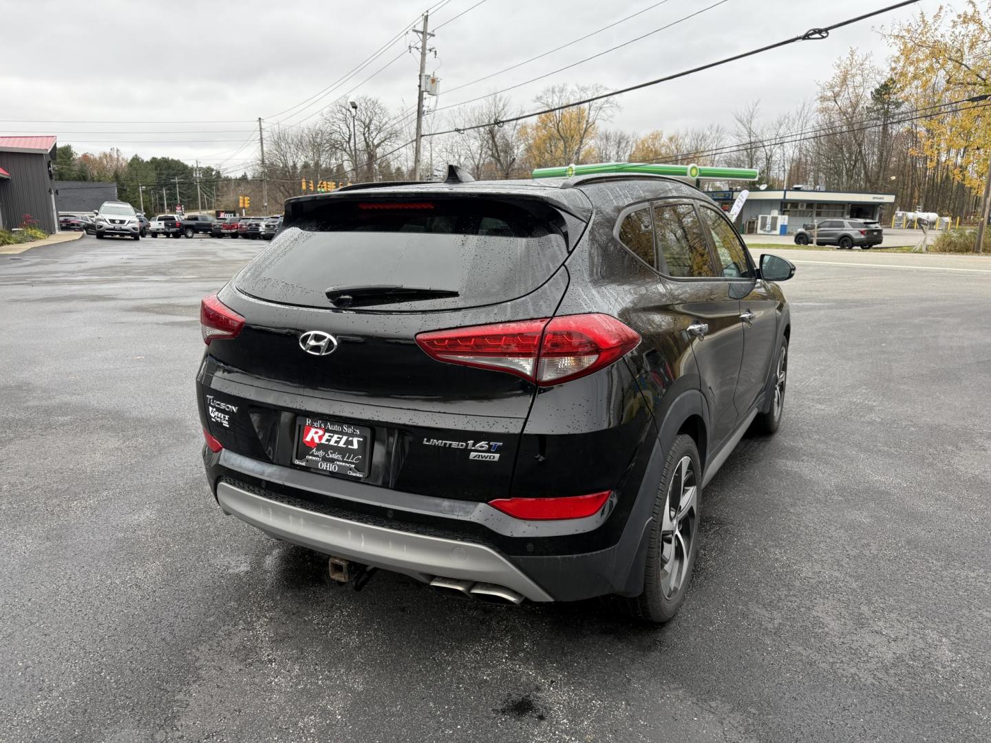 2017 Black /Black Hyundai Tucson Limited Ultimate AWD (KM8J3CA27HU) with an 1.6L I4 DOHC 16V Turbo engine, Automatic transmission, located at 11115 Chardon Rd. , Chardon, OH, 44024, (440) 214-9705, 41.580246, -81.241943 - One Owner – 2017 Hyundai Tucson Limited Ultimate AWD – Luxury, Technology, and All-Weather Confidence Elevate your driving experience with this 2017 Hyundai Tucson Limited Ultimate AWD, blending sophisticated features, advanced safety, and impressive performance. Powered by a 1.6L Turbocharge - Photo#7
