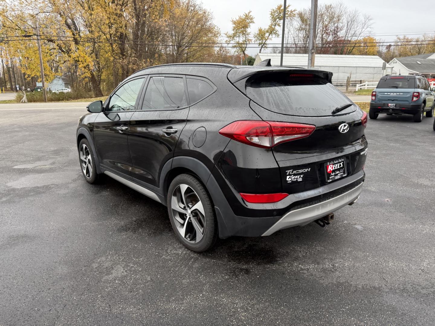 2017 Black /Black Hyundai Tucson Limited Ultimate AWD (KM8J3CA27HU) with an 1.6L I4 DOHC 16V Turbo engine, Automatic transmission, located at 11115 Chardon Rd. , Chardon, OH, 44024, (440) 214-9705, 41.580246, -81.241943 - One Owner – 2017 Hyundai Tucson Limited Ultimate AWD – Luxury, Technology, and All-Weather Confidence Elevate your driving experience with this 2017 Hyundai Tucson Limited Ultimate AWD, blending sophisticated features, advanced safety, and impressive performance. Powered by a 1.6L Turbocharge - Photo#9
