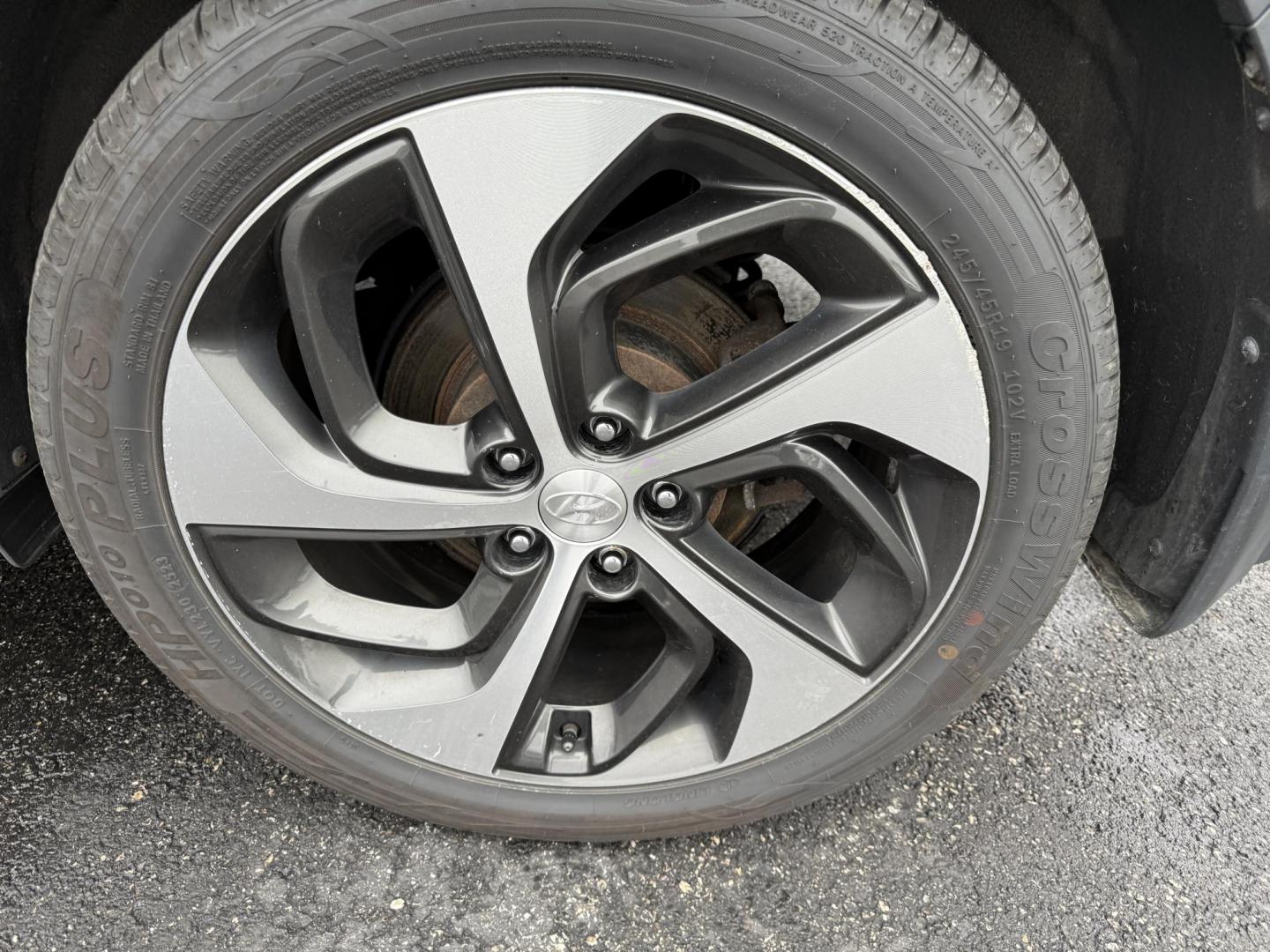 2017 Black /Black Hyundai Tucson Limited Ultimate AWD (KM8J3CA27HU) with an 1.6L I4 DOHC 16V Turbo engine, Automatic transmission, located at 11115 Chardon Rd. , Chardon, OH, 44024, (440) 214-9705, 41.580246, -81.241943 - One Owner – 2017 Hyundai Tucson Limited Ultimate AWD – Luxury, Technology, and All-Weather Confidence Elevate your driving experience with this 2017 Hyundai Tucson Limited Ultimate AWD, blending sophisticated features, advanced safety, and impressive performance. Powered by a 1.6L Turbocharge - Photo#11