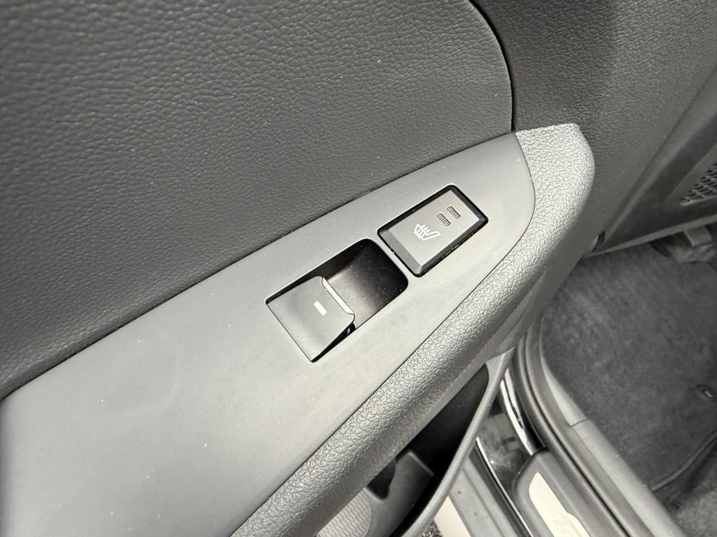 2017 Black /Black Hyundai Tucson Limited Ultimate AWD (KM8J3CA27HU) with an 1.6L I4 DOHC 16V Turbo engine, Automatic transmission, located at 11115 Chardon Rd. , Chardon, OH, 44024, (440) 214-9705, 41.580246, -81.241943 - One Owner – 2017 Hyundai Tucson Limited Ultimate AWD – Luxury, Technology, and All-Weather Confidence Elevate your driving experience with this 2017 Hyundai Tucson Limited Ultimate AWD, blending sophisticated features, advanced safety, and impressive performance. Powered by a 1.6L Turbocharge - Photo#41