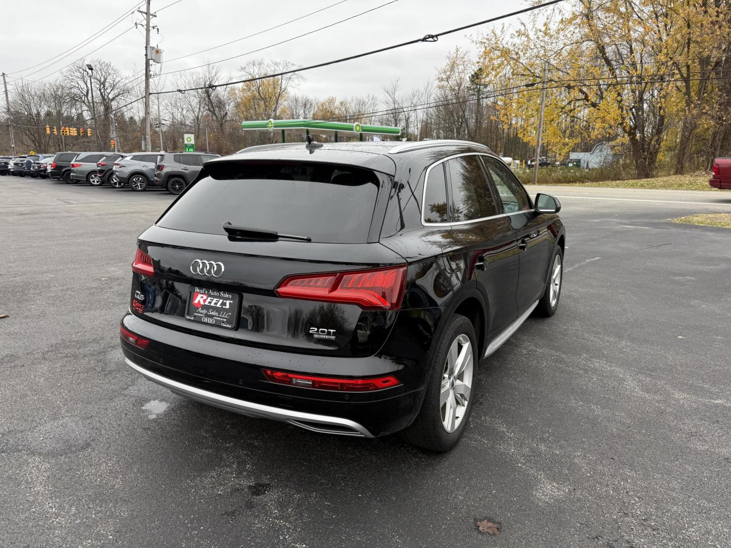 2018 Black /Black Audi Q5 2.0T Premium Plus quattro (WA1BNAFYXJ2) with an 2.0L I4 DOHC 16V Turbo engine, Automatic transmission, located at 11115 Chardon Rd. , Chardon, OH, 44024, (440) 214-9705, 41.580246, -81.241943 - One Owner – 2018 Audi Q5 Premium Plus – Luxury, Performance, and Technology in Perfect Harmony Experience the ultimate in luxury and versatility with this 2018 Audi Q5 Premium Plus. Powered by a spirited 2.0L Turbocharged I4 engine and equipped with Audi’s renowned Quattro all-wheel drive s - Photo#7