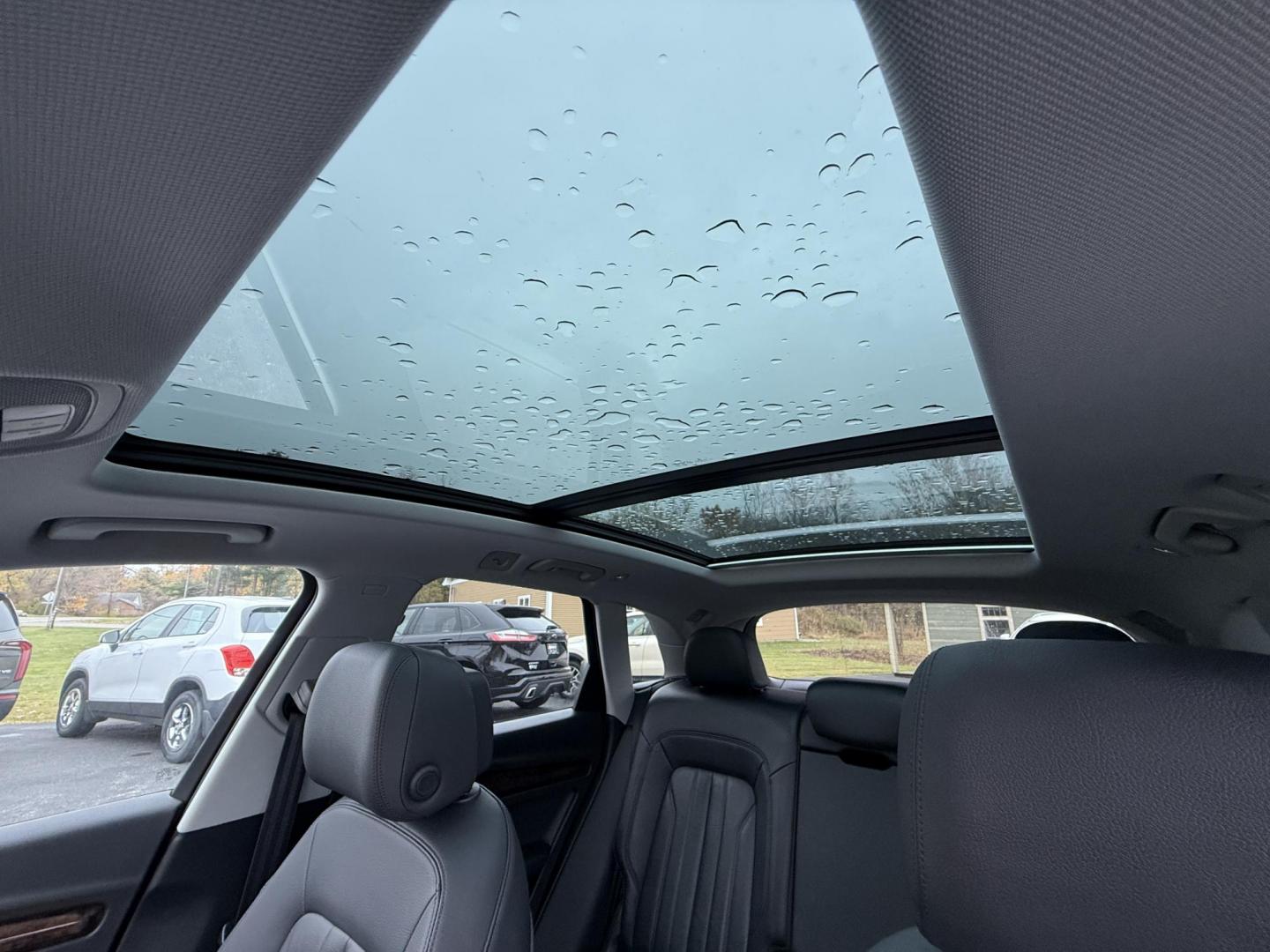 2018 Black /Black Audi Q5 2.0T Premium Plus quattro (WA1BNAFYXJ2) with an 2.0L I4 DOHC 16V Turbo engine, Automatic transmission, located at 11115 Chardon Rd. , Chardon, OH, 44024, (440) 214-9705, 41.580246, -81.241943 - One Owner – 2018 Audi Q5 Premium Plus – Luxury, Performance, and Technology in Perfect Harmony Experience the ultimate in luxury and versatility with this 2018 Audi Q5 Premium Plus. Powered by a spirited 2.0L Turbocharged I4 engine and equipped with Audi’s renowned Quattro all-wheel drive s - Photo#38