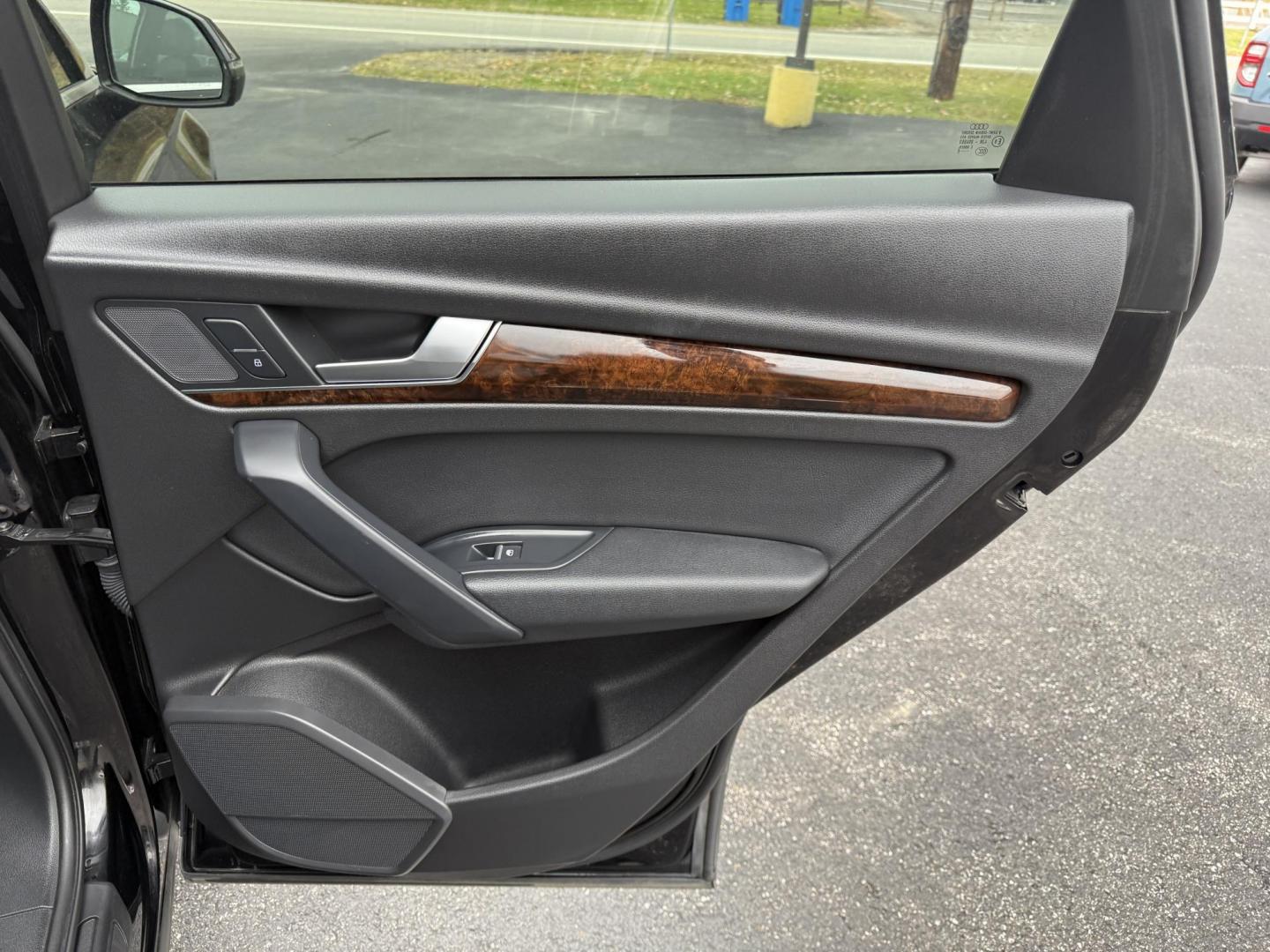 2018 Black /Black Audi Q5 2.0T Premium Plus quattro (WA1BNAFYXJ2) with an 2.0L I4 DOHC 16V Turbo engine, Automatic transmission, located at 11115 Chardon Rd. , Chardon, OH, 44024, (440) 214-9705, 41.580246, -81.241943 - One Owner – 2018 Audi Q5 Premium Plus – Luxury, Performance, and Technology in Perfect Harmony Experience the ultimate in luxury and versatility with this 2018 Audi Q5 Premium Plus. Powered by a spirited 2.0L Turbocharged I4 engine and equipped with Audi’s renowned Quattro all-wheel drive s - Photo#48