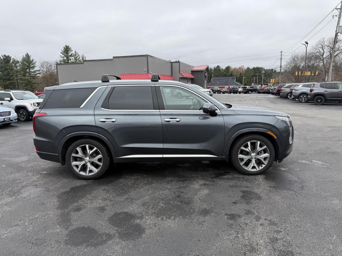 2021 Gray /Black Hyundai Palisade Limited AWD (KM8R5DHE8MU) with an 3.8L V6 DOHC 24V engine, Automatic transmission, located at 11115 Chardon Rd. , Chardon, OH, 44024, (440) 214-9705, 41.580246, -81.241943 - 2021 Hyundai Palisade Limited AWD – Luxury, Technology, and Family-Ready Performance Elevate your driving experience with this 2021 Hyundai Palisade Limited AWD, blending premium comfort, advanced safety, and impressive versatility. Powered by a smooth 3.8L GDI V6 engine paired with an 8-speed - Photo#7