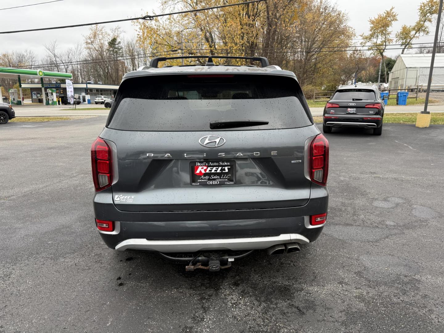 2021 Gray /Black Hyundai Palisade Limited AWD (KM8R5DHE8MU) with an 3.8L V6 DOHC 24V engine, Automatic transmission, located at 11115 Chardon Rd. , Chardon, OH, 44024, (440) 214-9705, 41.580246, -81.241943 - 2021 Hyundai Palisade Limited AWD – Luxury, Technology, and Family-Ready Performance Elevate your driving experience with this 2021 Hyundai Palisade Limited AWD, blending premium comfort, advanced safety, and impressive versatility. Powered by a smooth 3.8L GDI V6 engine paired with an 8-speed - Photo#10