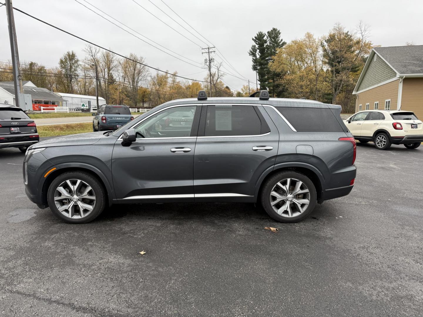 2021 Gray /Black Hyundai Palisade Limited AWD (KM8R5DHE8MU) with an 3.8L V6 DOHC 24V engine, Automatic transmission, located at 11115 Chardon Rd. , Chardon, OH, 44024, (440) 214-9705, 41.580246, -81.241943 - 2021 Hyundai Palisade Limited AWD – Luxury, Technology, and Family-Ready Performance Elevate your driving experience with this 2021 Hyundai Palisade Limited AWD, blending premium comfort, advanced safety, and impressive versatility. Powered by a smooth 3.8L GDI V6 engine paired with an 8-speed - Photo#14
