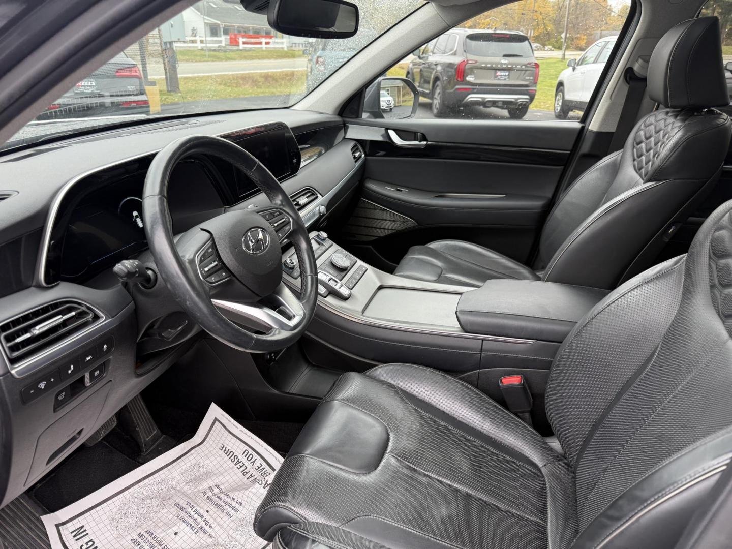 2021 Gray /Black Hyundai Palisade Limited AWD (KM8R5DHE8MU) with an 3.8L V6 DOHC 24V engine, Automatic transmission, located at 11115 Chardon Rd. , Chardon, OH, 44024, (440) 214-9705, 41.580246, -81.241943 - 2021 Hyundai Palisade Limited AWD – Luxury, Technology, and Family-Ready Performance Elevate your driving experience with this 2021 Hyundai Palisade Limited AWD, blending premium comfort, advanced safety, and impressive versatility. Powered by a smooth 3.8L GDI V6 engine paired with an 8-speed - Photo#17