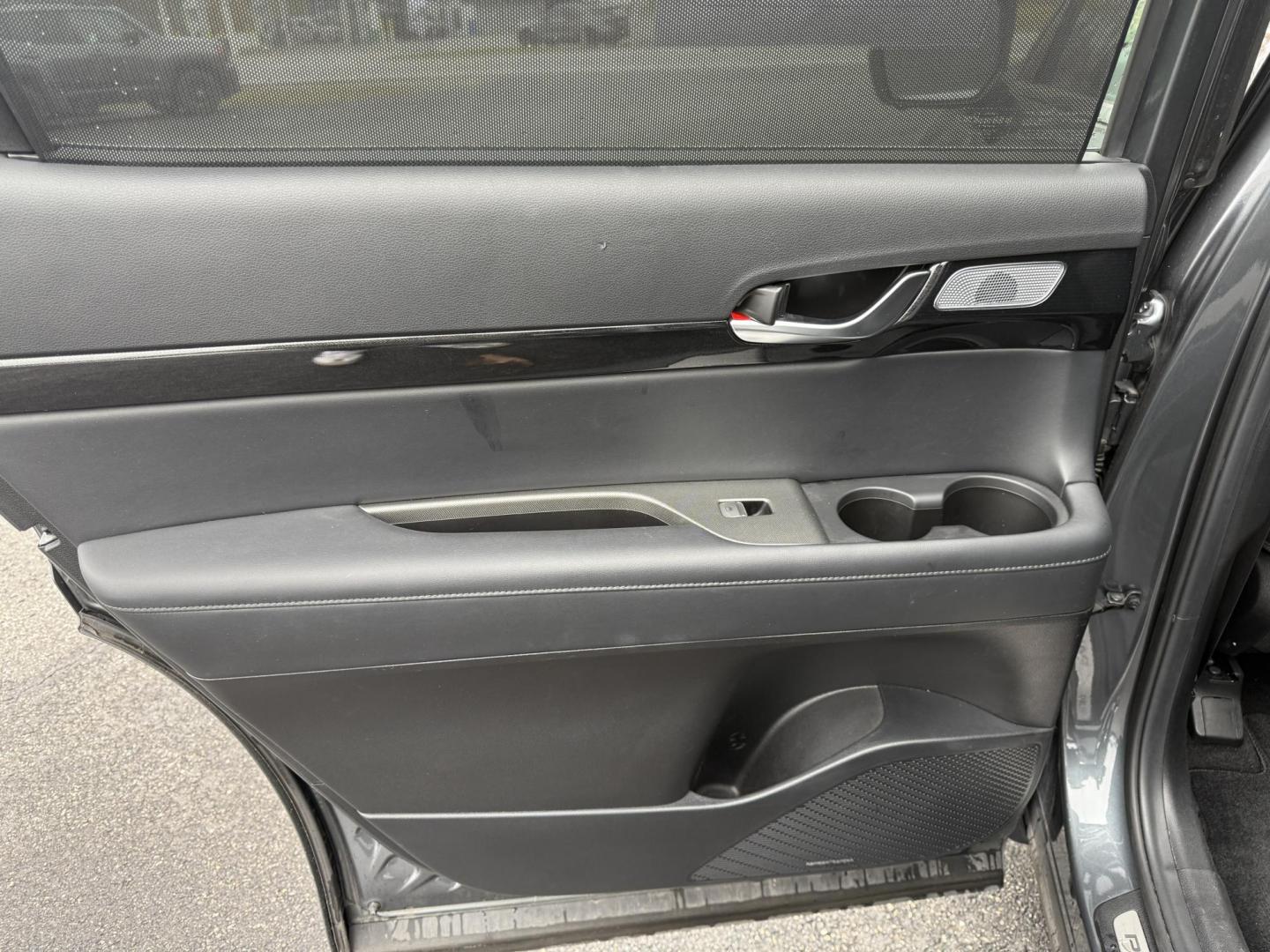 2021 Gray /Black Hyundai Palisade Limited AWD (KM8R5DHE8MU) with an 3.8L V6 DOHC 24V engine, Automatic transmission, located at 11115 Chardon Rd. , Chardon, OH, 44024, (440) 214-9705, 41.580246, -81.241943 - 2021 Hyundai Palisade Limited AWD – Luxury, Technology, and Family-Ready Performance Elevate your driving experience with this 2021 Hyundai Palisade Limited AWD, blending premium comfort, advanced safety, and impressive versatility. Powered by a smooth 3.8L GDI V6 engine paired with an 8-speed - Photo#40