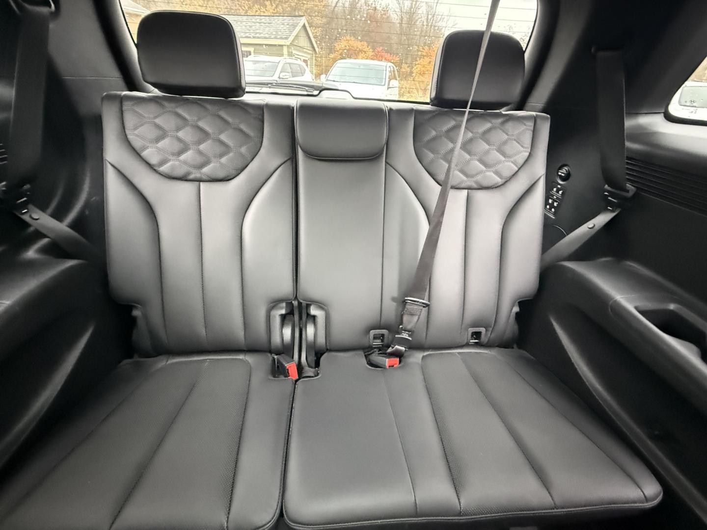 2021 Gray /Black Hyundai Palisade Limited AWD (KM8R5DHE8MU) with an 3.8L V6 DOHC 24V engine, Automatic transmission, located at 11115 Chardon Rd. , Chardon, OH, 44024, (440) 214-9705, 41.580246, -81.241943 - 2021 Hyundai Palisade Limited AWD – Luxury, Technology, and Family-Ready Performance Elevate your driving experience with this 2021 Hyundai Palisade Limited AWD, blending premium comfort, advanced safety, and impressive versatility. Powered by a smooth 3.8L GDI V6 engine paired with an 8-speed - Photo#45