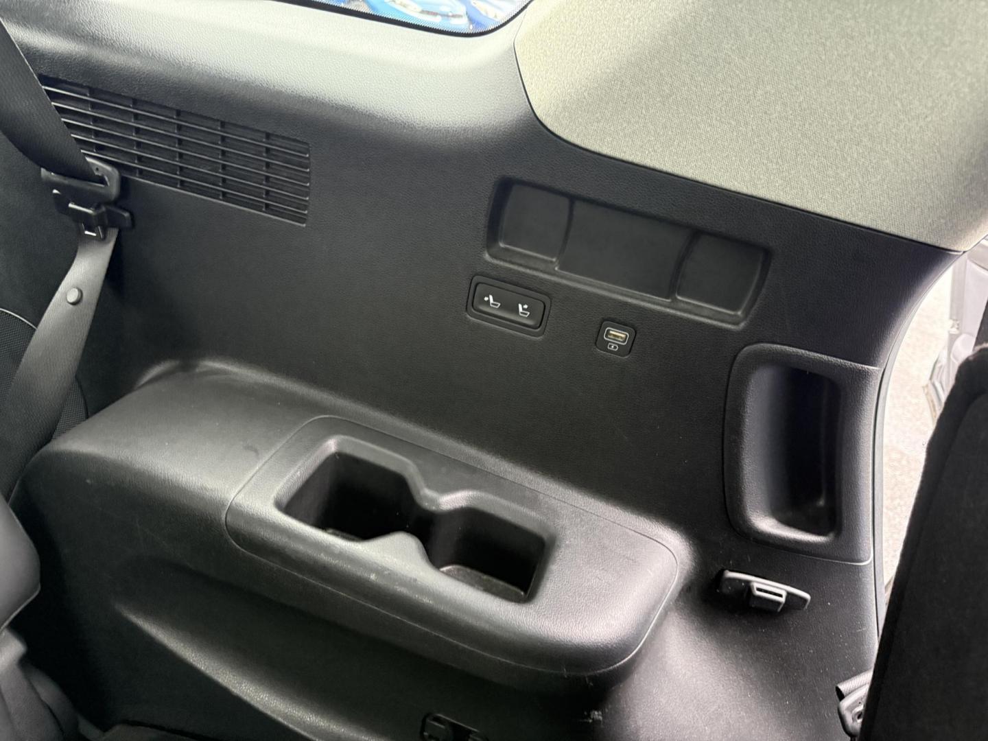 2021 Gray /Black Hyundai Palisade Limited AWD (KM8R5DHE8MU) with an 3.8L V6 DOHC 24V engine, Automatic transmission, located at 11115 Chardon Rd. , Chardon, OH, 44024, (440) 214-9705, 41.580246, -81.241943 - 2021 Hyundai Palisade Limited AWD – Luxury, Technology, and Family-Ready Performance Elevate your driving experience with this 2021 Hyundai Palisade Limited AWD, blending premium comfort, advanced safety, and impressive versatility. Powered by a smooth 3.8L GDI V6 engine paired with an 8-speed - Photo#47