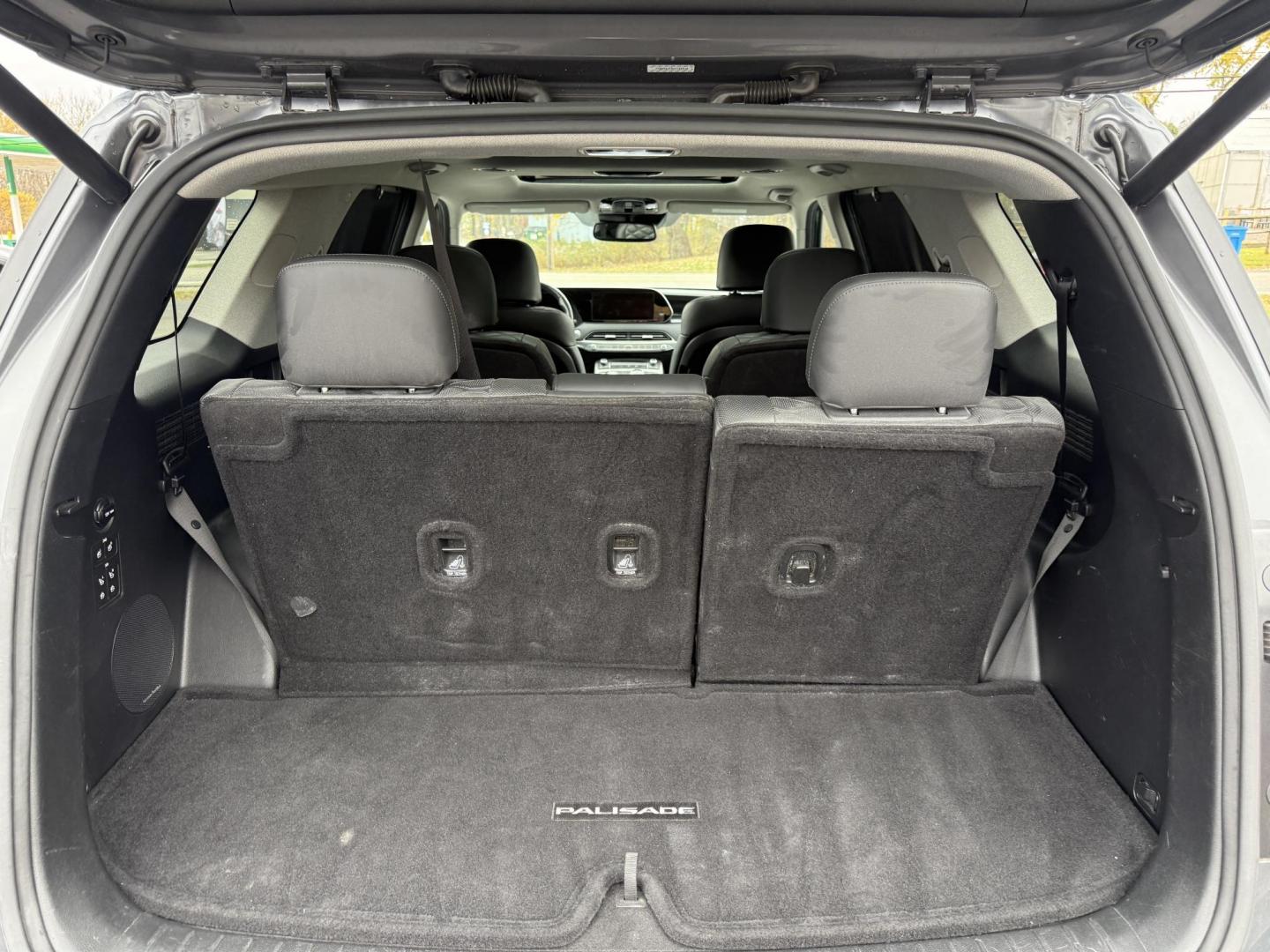 2021 Gray /Black Hyundai Palisade Limited AWD (KM8R5DHE8MU) with an 3.8L V6 DOHC 24V engine, Automatic transmission, located at 11115 Chardon Rd. , Chardon, OH, 44024, (440) 214-9705, 41.580246, -81.241943 - 2021 Hyundai Palisade Limited AWD – Luxury, Technology, and Family-Ready Performance Elevate your driving experience with this 2021 Hyundai Palisade Limited AWD, blending premium comfort, advanced safety, and impressive versatility. Powered by a smooth 3.8L GDI V6 engine paired with an 8-speed - Photo#48