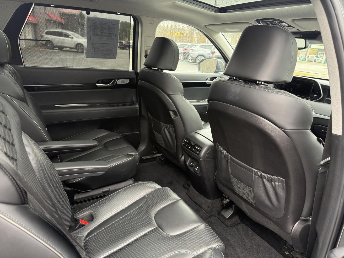 2021 Gray /Black Hyundai Palisade Limited AWD (KM8R5DHE8MU) with an 3.8L V6 DOHC 24V engine, Automatic transmission, located at 11115 Chardon Rd. , Chardon, OH, 44024, (440) 214-9705, 41.580246, -81.241943 - 2021 Hyundai Palisade Limited AWD – Luxury, Technology, and Family-Ready Performance Elevate your driving experience with this 2021 Hyundai Palisade Limited AWD, blending premium comfort, advanced safety, and impressive versatility. Powered by a smooth 3.8L GDI V6 engine paired with an 8-speed - Photo#51