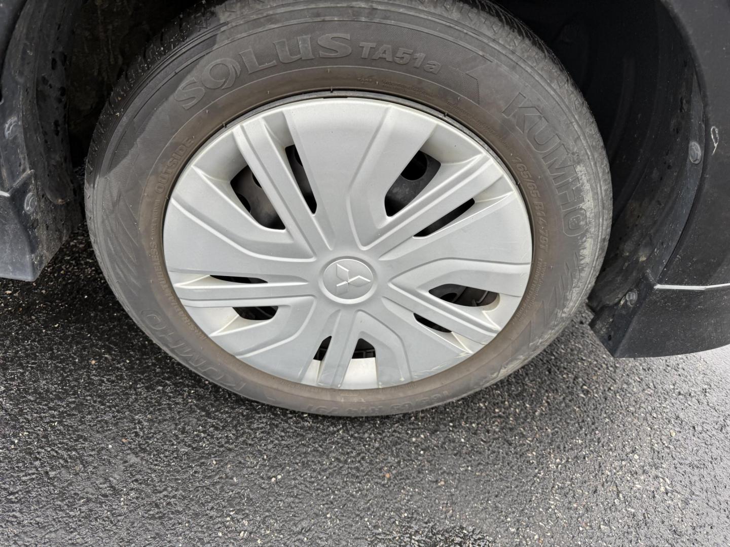 2021 Black /Black Mitsubishi Mirage G4 ES Auto (ML32FUFJ6MH) with an 1.2L I3 DOHC engine, Automatic transmission, located at 11115 Chardon Rd. , Chardon, OH, 44024, (440) 214-9705, 41.580246, -81.241943 - 2021 Mitsubishi Mirage G4 ES – Efficient, Compact, and Packed with Safety Features Discover an affordable and reliable ride with this 2021 Mitsubishi Mirage G4 ES. Powered by a fuel-efficient 1.2L I3 engine and equipped with Sport Mode, this sedan delivers an impressive 37 MPG combined and 41 M - Photo#4