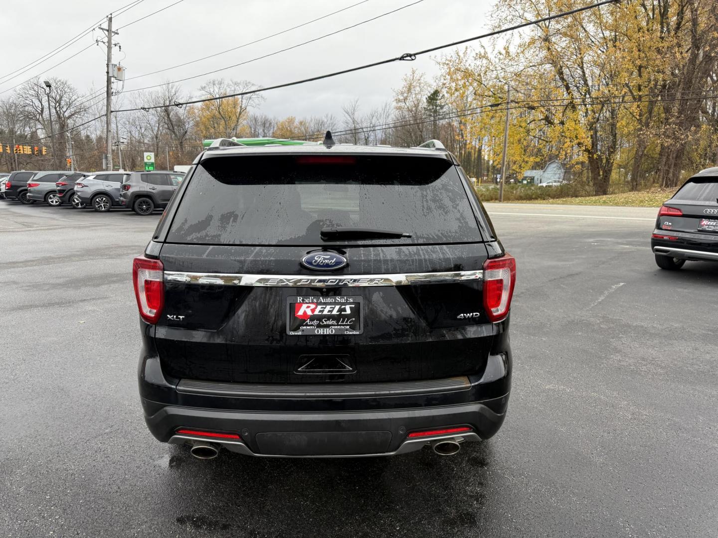 2018 Black /Black Ford Explorer XLT 4WD (1FM5K8D80JG) with an 3.5L V6 DOHC 24V engine, Automatic transmission, located at 11115 Chardon Rd. , Chardon, OH, 44024, (440) 214-9705, 41.580246, -81.241943 - 2018 Ford Explorer XLT 4WD – Versatile, Comfortable, and Ready for Adventure Experience the perfect combination of capability, comfort, and practicality with this 2018 Ford Explorer XLT 4WD. Powered by a reliable 3.5L V6 engine and paired with a smooth 6-speed automatic transmission, this SUV o - Photo#8