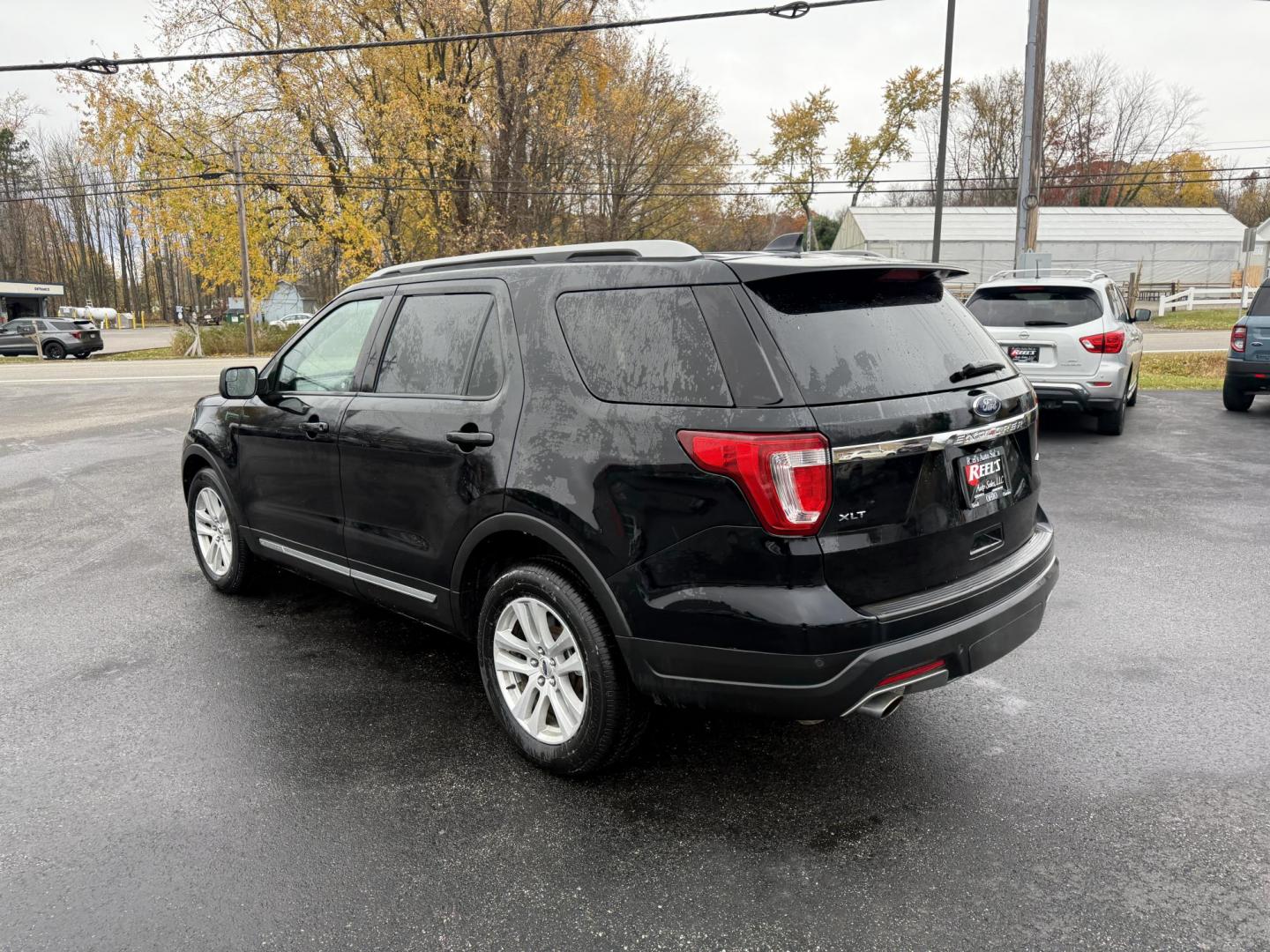 2018 Black /Black Ford Explorer XLT 4WD (1FM5K8D80JG) with an 3.5L V6 DOHC 24V engine, Automatic transmission, located at 11115 Chardon Rd. , Chardon, OH, 44024, (440) 214-9705, 41.580246, -81.241943 - 2018 Ford Explorer XLT 4WD – Versatile, Comfortable, and Ready for Adventure Experience the perfect combination of capability, comfort, and practicality with this 2018 Ford Explorer XLT 4WD. Powered by a reliable 3.5L V6 engine and paired with a smooth 6-speed automatic transmission, this SUV o - Photo#9