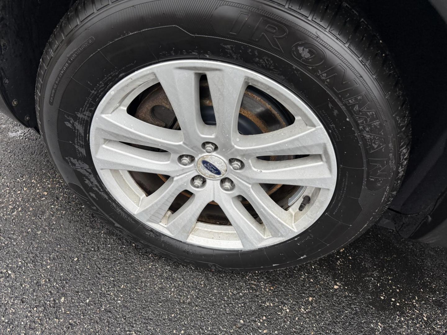 2018 Black /Black Ford Explorer XLT 4WD (1FM5K8D80JG) with an 3.5L V6 DOHC 24V engine, Automatic transmission, located at 11115 Chardon Rd. , Chardon, OH, 44024, (440) 214-9705, 41.580246, -81.241943 - 2018 Ford Explorer XLT 4WD – Versatile, Comfortable, and Ready for Adventure Experience the perfect combination of capability, comfort, and practicality with this 2018 Ford Explorer XLT 4WD. Powered by a reliable 3.5L V6 engine and paired with a smooth 6-speed automatic transmission, this SUV o - Photo#13