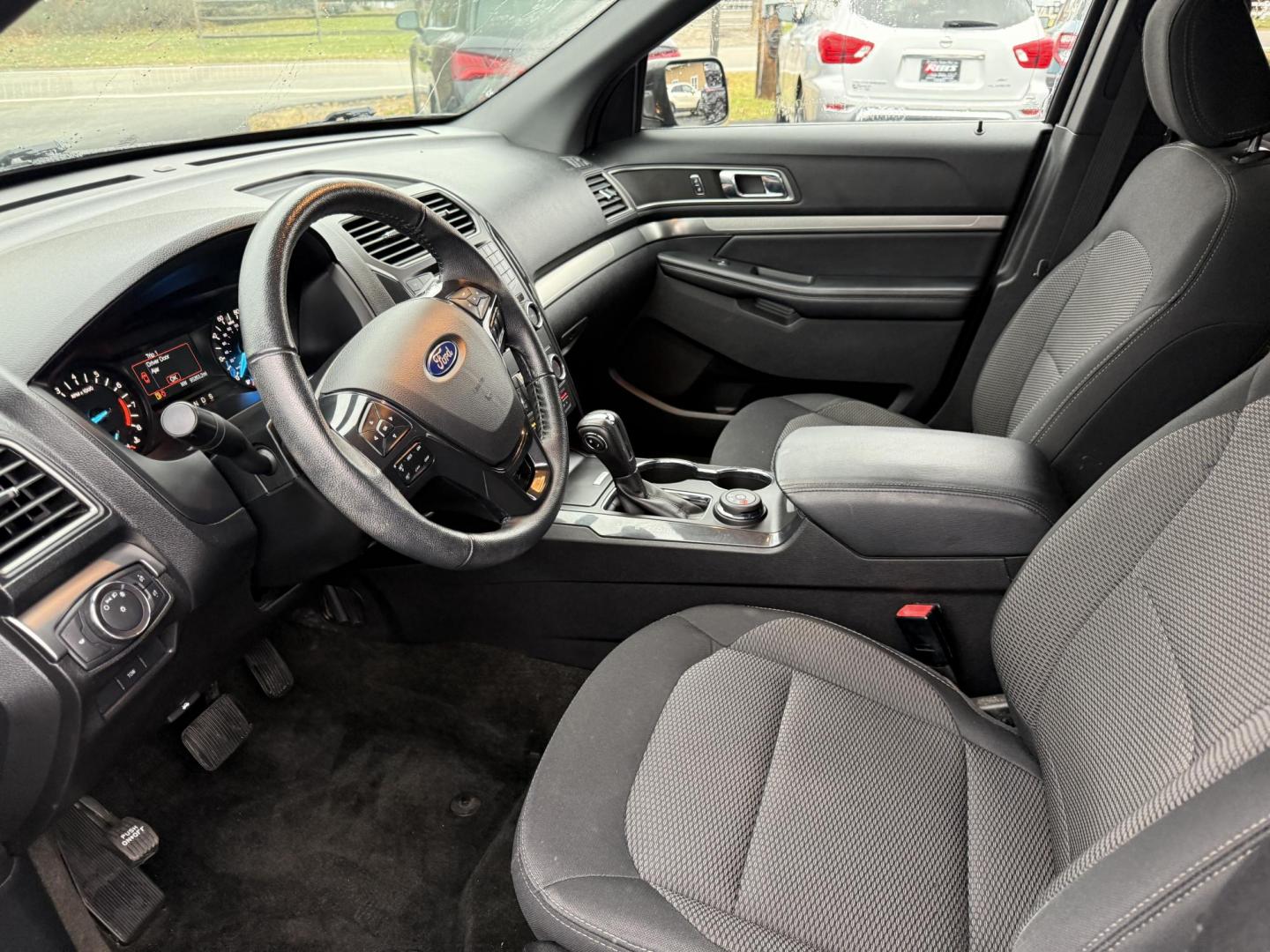 2018 Black /Black Ford Explorer XLT 4WD (1FM5K8D80JG) with an 3.5L V6 DOHC 24V engine, Automatic transmission, located at 11115 Chardon Rd. , Chardon, OH, 44024, (440) 214-9705, 41.580246, -81.241943 - 2018 Ford Explorer XLT 4WD – Versatile, Comfortable, and Ready for Adventure Experience the perfect combination of capability, comfort, and practicality with this 2018 Ford Explorer XLT 4WD. Powered by a reliable 3.5L V6 engine and paired with a smooth 6-speed automatic transmission, this SUV o - Photo#15