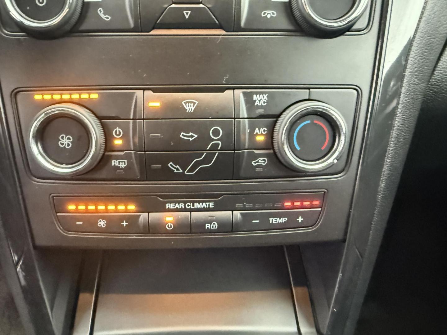 2018 Black /Black Ford Explorer XLT 4WD (1FM5K8D80JG) with an 3.5L V6 DOHC 24V engine, Automatic transmission, located at 11115 Chardon Rd. , Chardon, OH, 44024, (440) 214-9705, 41.580246, -81.241943 - 2018 Ford Explorer XLT 4WD – Versatile, Comfortable, and Ready for Adventure Experience the perfect combination of capability, comfort, and practicality with this 2018 Ford Explorer XLT 4WD. Powered by a reliable 3.5L V6 engine and paired with a smooth 6-speed automatic transmission, this SUV o - Photo#29