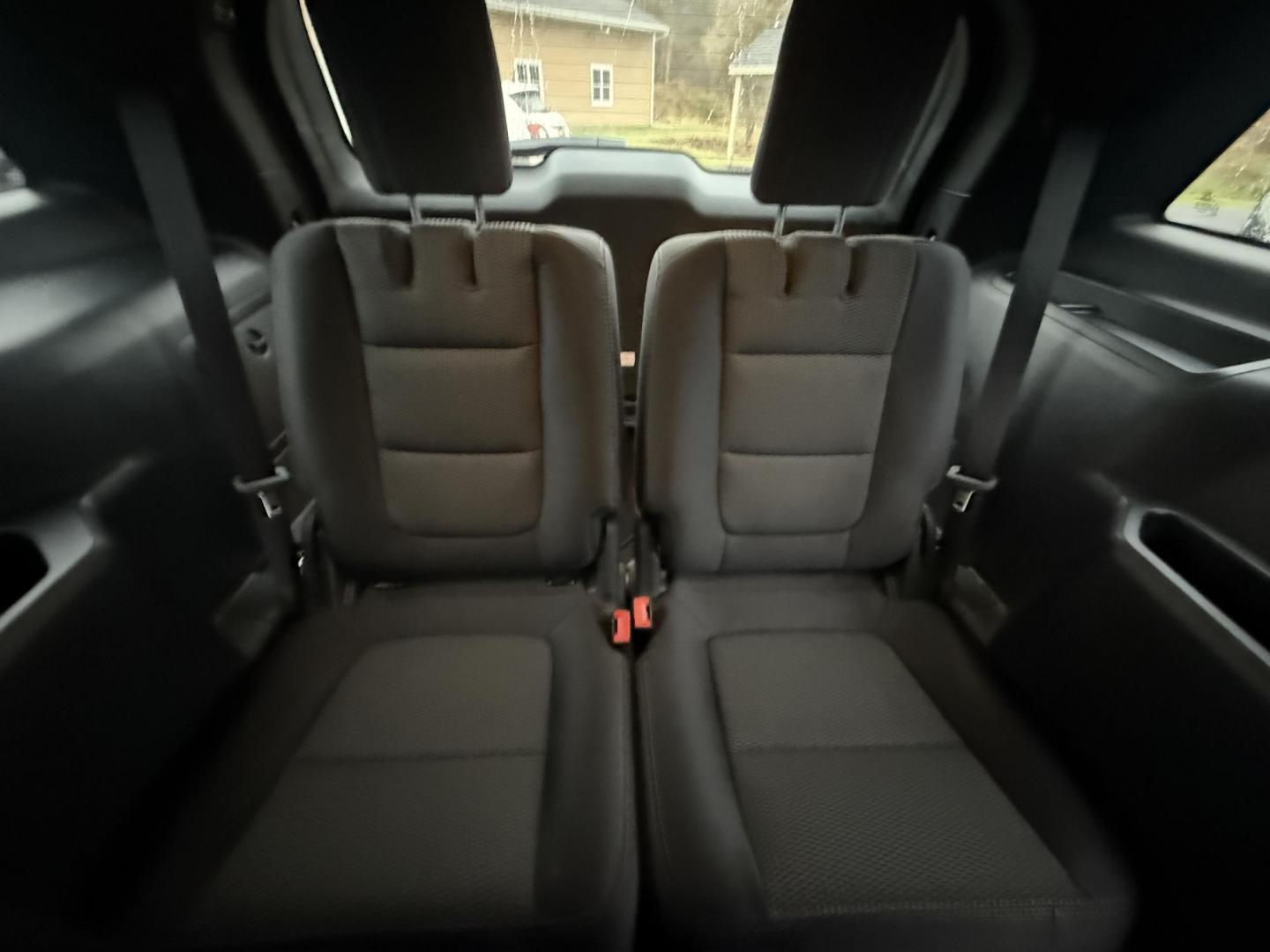 2018 Black /Black Ford Explorer XLT 4WD (1FM5K8D80JG) with an 3.5L V6 DOHC 24V engine, Automatic transmission, located at 11115 Chardon Rd. , Chardon, OH, 44024, (440) 214-9705, 41.580246, -81.241943 - 2018 Ford Explorer XLT 4WD – Versatile, Comfortable, and Ready for Adventure Experience the perfect combination of capability, comfort, and practicality with this 2018 Ford Explorer XLT 4WD. Powered by a reliable 3.5L V6 engine and paired with a smooth 6-speed automatic transmission, this SUV o - Photo#35