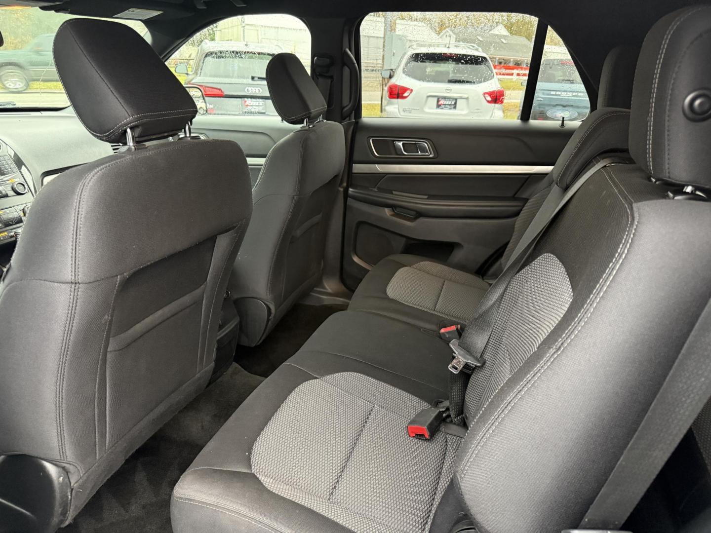 2018 Black /Black Ford Explorer XLT 4WD (1FM5K8D80JG) with an 3.5L V6 DOHC 24V engine, Automatic transmission, located at 11115 Chardon Rd. , Chardon, OH, 44024, (440) 214-9705, 41.580246, -81.241943 - 2018 Ford Explorer XLT 4WD – Versatile, Comfortable, and Ready for Adventure Experience the perfect combination of capability, comfort, and practicality with this 2018 Ford Explorer XLT 4WD. Powered by a reliable 3.5L V6 engine and paired with a smooth 6-speed automatic transmission, this SUV o - Photo#33