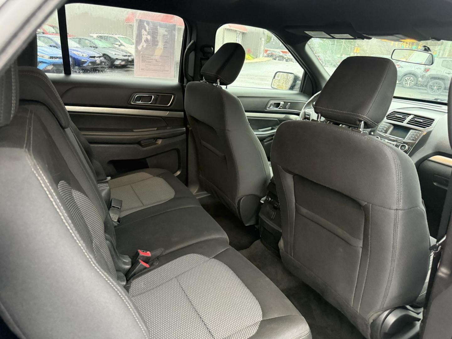 2018 Black /Black Ford Explorer XLT 4WD (1FM5K8D80JG) with an 3.5L V6 DOHC 24V engine, Automatic transmission, located at 11115 Chardon Rd. , Chardon, OH, 44024, (440) 214-9705, 41.580246, -81.241943 - 2018 Ford Explorer XLT 4WD – Versatile, Comfortable, and Ready for Adventure Experience the perfect combination of capability, comfort, and practicality with this 2018 Ford Explorer XLT 4WD. Powered by a reliable 3.5L V6 engine and paired with a smooth 6-speed automatic transmission, this SUV o - Photo#40