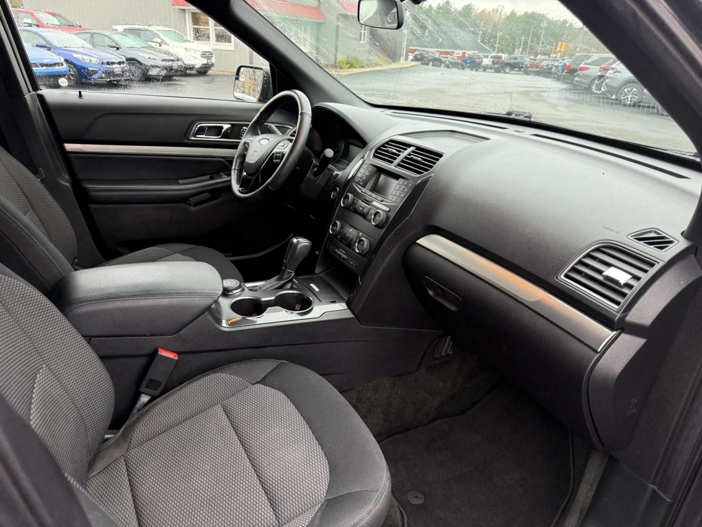 2018 Black /Black Ford Explorer XLT 4WD (1FM5K8D80JG) with an 3.5L V6 DOHC 24V engine, Automatic transmission, located at 11115 Chardon Rd. , Chardon, OH, 44024, (440) 214-9705, 41.580246, -81.241943 - 2018 Ford Explorer XLT 4WD – Versatile, Comfortable, and Ready for Adventure Experience the perfect combination of capability, comfort, and practicality with this 2018 Ford Explorer XLT 4WD. Powered by a reliable 3.5L V6 engine and paired with a smooth 6-speed automatic transmission, this SUV o - Photo#42