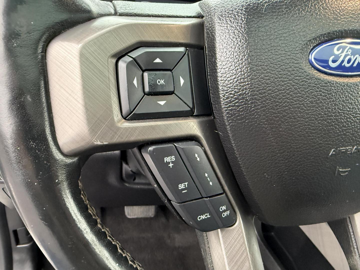 2018 White /Blue Ford F-150 Limited SuperCrew 5.5-ft. Bed 4WD (1FTEW1EG0JF) with an 3.5L V6 Twin Turbo engine, Automatic transmission, located at 11115 Chardon Rd. , Chardon, OH, 44024, (440) 214-9705, 41.580246, -81.241943 - 2018 Ford F-150 Limited Crew Cab 4WD – Luxury, Power, and Unmatched Capability Experience the ultimate in pickup truck luxury and performance with this 2018 Ford F-150 Limited Crew Cab 4WD. Powered by a robust 3.5L Twin Turbo EcoBoost V6 engine and paired with a 10-speed automatic transmission, - Photo#32