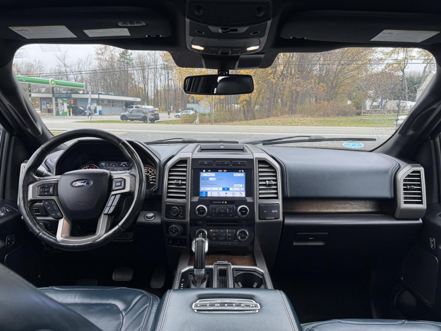 2018 White /Blue Ford F-150 Limited SuperCrew 5.5-ft. Bed 4WD (1FTEW1EG0JF) with an 3.5L V6 Twin Turbo engine, Automatic transmission, located at 11115 Chardon Rd. , Chardon, OH, 44024, (440) 214-9705, 41.580246, -81.241943 - 2018 Ford F-150 Limited Crew Cab 4WD – Luxury, Power, and Unmatched Capability Experience the ultimate in pickup truck luxury and performance with this 2018 Ford F-150 Limited Crew Cab 4WD. Powered by a robust 3.5L Twin Turbo EcoBoost V6 engine and paired with a 10-speed automatic transmission, - Photo#54