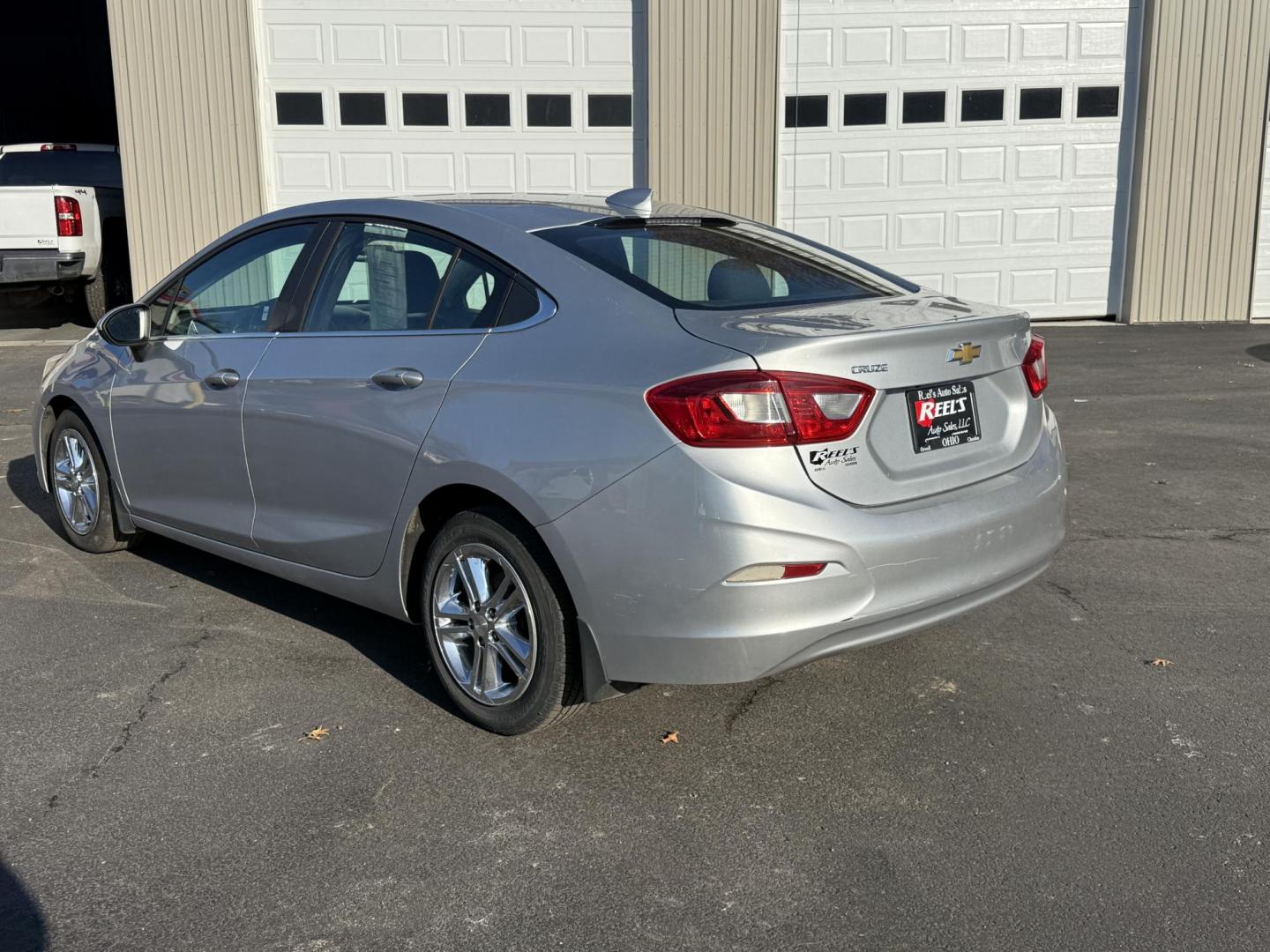2016 Silver /Black Chevrolet Cruze LT Auto (1G1BE5SM8G7) with an 1.4L I4 DOHC 16V TURBO engine, Automatic transmission, located at 547 E. Main St., Orwell, OH, 44076, (440) 437-5893, 41.535435, -80.847855 - 2016 Chevrolet Cruze LT – Efficient, Comfortable, and Loaded with Features Drive smart and save big with this 2016 Chevrolet Cruze LT. Powered by a fuel-efficient 1.4L Turbocharged EcoTec I4 engine paired with a smooth 6-speed automatic transmission, this sedan delivers an impressive 34 MPG com - Photo#9