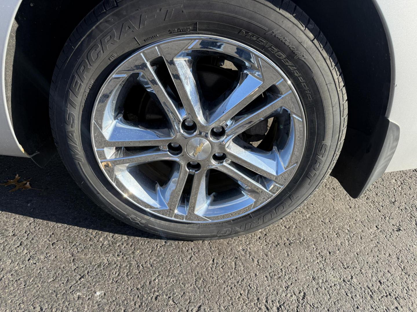 2016 Silver /Black Chevrolet Cruze LT Auto (1G1BE5SM8G7) with an 1.4L I4 DOHC 16V TURBO engine, Automatic transmission, located at 547 E. Main St., Orwell, OH, 44076, (440) 437-5893, 41.535435, -80.847855 - 2016 Chevrolet Cruze LT – Efficient, Comfortable, and Loaded with Features Drive smart and save big with this 2016 Chevrolet Cruze LT. Powered by a fuel-efficient 1.4L Turbocharged EcoTec I4 engine paired with a smooth 6-speed automatic transmission, this sedan delivers an impressive 34 MPG com - Photo#11