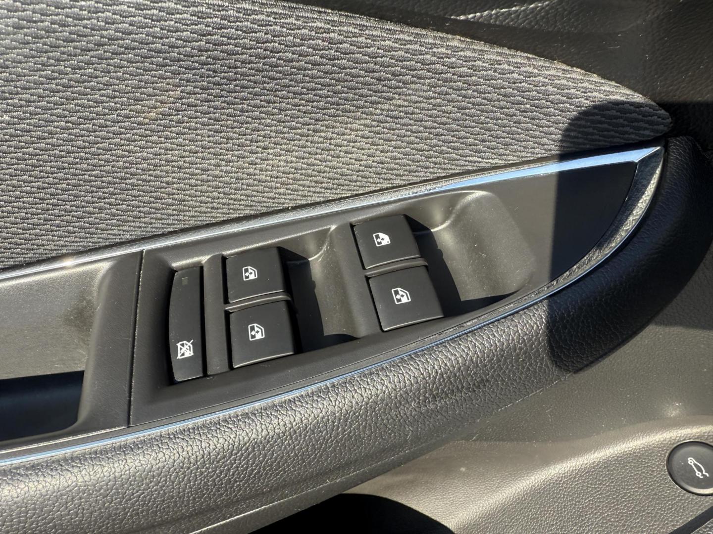 2016 Silver /Black Chevrolet Cruze LT Auto (1G1BE5SM8G7) with an 1.4L I4 DOHC 16V TURBO engine, Automatic transmission, located at 547 E. Main St., Orwell, OH, 44076, (440) 437-5893, 41.535435, -80.847855 - 2016 Chevrolet Cruze LT – Efficient, Comfortable, and Loaded with Features Drive smart and save big with this 2016 Chevrolet Cruze LT. Powered by a fuel-efficient 1.4L Turbocharged EcoTec I4 engine paired with a smooth 6-speed automatic transmission, this sedan delivers an impressive 34 MPG com - Photo#18