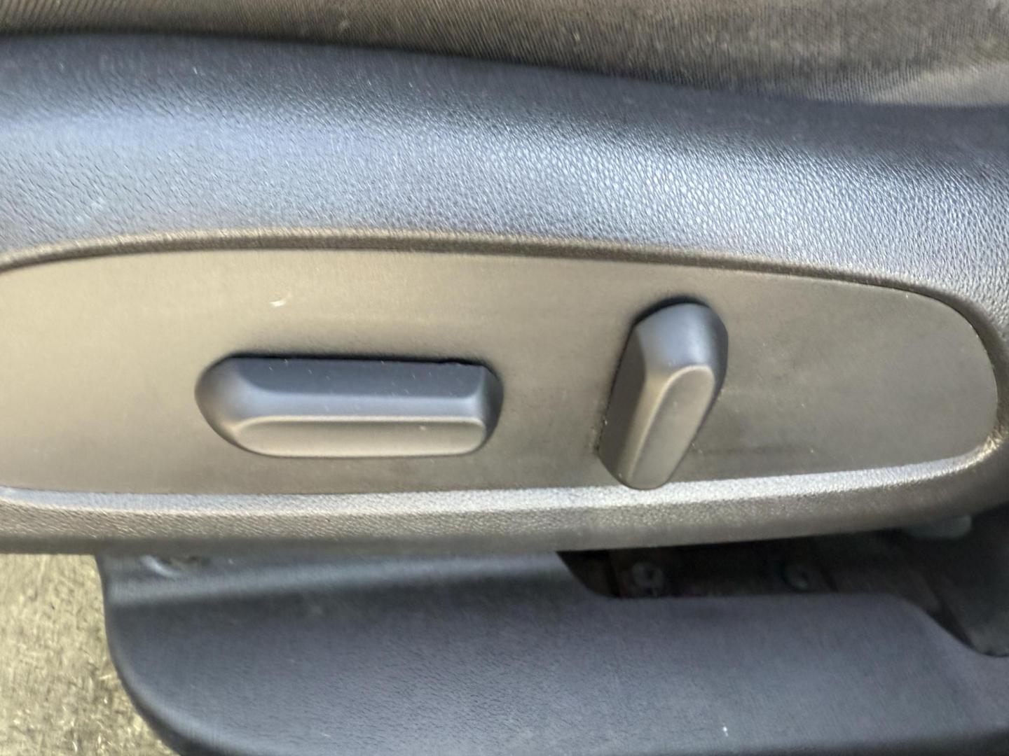 2016 Silver /Black Chevrolet Cruze LT Auto (1G1BE5SM8G7) with an 1.4L I4 DOHC 16V TURBO engine, Automatic transmission, located at 547 E. Main St., Orwell, OH, 44076, (440) 437-5893, 41.535435, -80.847855 - 2016 Chevrolet Cruze LT – Efficient, Comfortable, and Loaded with Features Drive smart and save big with this 2016 Chevrolet Cruze LT. Powered by a fuel-efficient 1.4L Turbocharged EcoTec I4 engine paired with a smooth 6-speed automatic transmission, this sedan delivers an impressive 34 MPG com - Photo#20