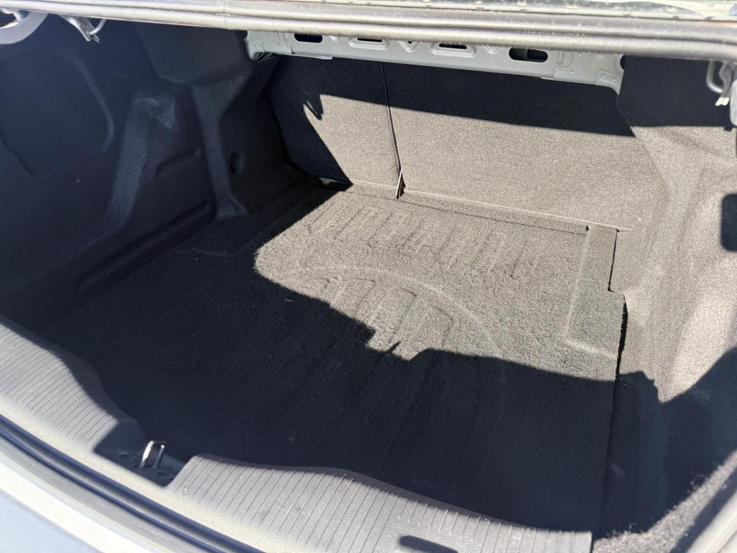 2016 Silver /Black Chevrolet Cruze LT Auto (1G1BE5SM8G7) with an 1.4L I4 DOHC 16V TURBO engine, Automatic transmission, located at 547 E. Main St., Orwell, OH, 44076, (440) 437-5893, 41.535435, -80.847855 - 2016 Chevrolet Cruze LT – Efficient, Comfortable, and Loaded with Features Drive smart and save big with this 2016 Chevrolet Cruze LT. Powered by a fuel-efficient 1.4L Turbocharged EcoTec I4 engine paired with a smooth 6-speed automatic transmission, this sedan delivers an impressive 34 MPG com - Photo#36