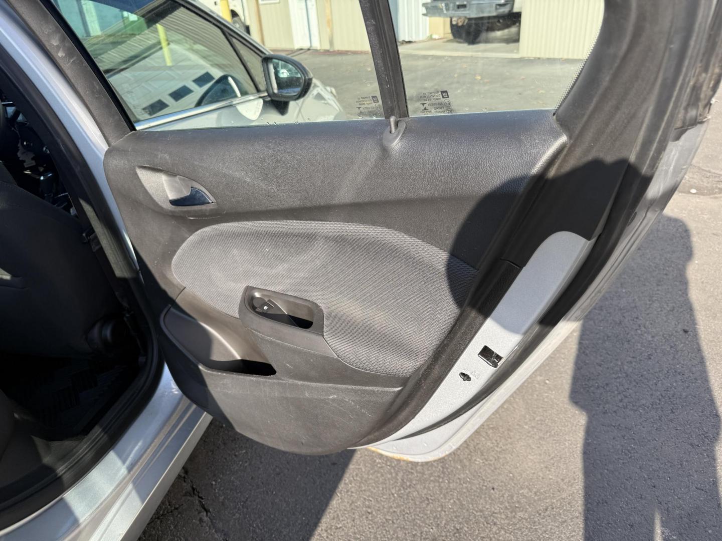 2016 Silver /Black Chevrolet Cruze LT Auto (1G1BE5SM8G7) with an 1.4L I4 DOHC 16V TURBO engine, Automatic transmission, located at 547 E. Main St., Orwell, OH, 44076, (440) 437-5893, 41.535435, -80.847855 - 2016 Chevrolet Cruze LT – Efficient, Comfortable, and Loaded with Features Drive smart and save big with this 2016 Chevrolet Cruze LT. Powered by a fuel-efficient 1.4L Turbocharged EcoTec I4 engine paired with a smooth 6-speed automatic transmission, this sedan delivers an impressive 34 MPG com - Photo#39