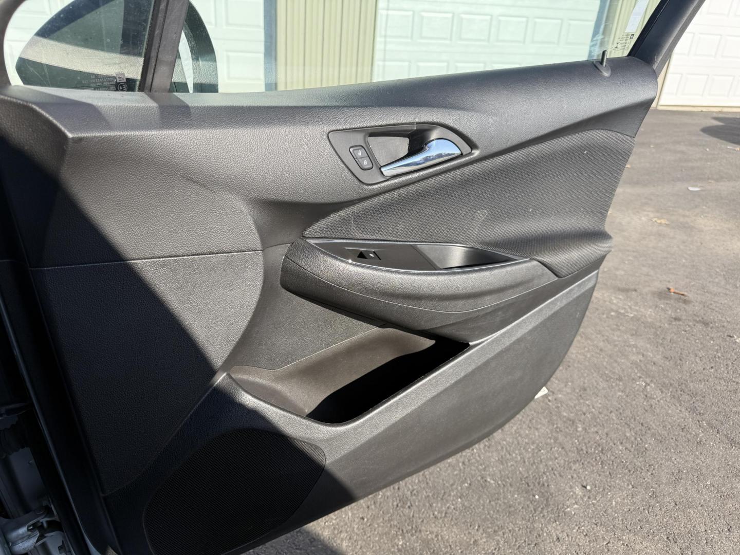 2016 Silver /Black Chevrolet Cruze LT Auto (1G1BE5SM8G7) with an 1.4L I4 DOHC 16V TURBO engine, Automatic transmission, located at 547 E. Main St., Orwell, OH, 44076, (440) 437-5893, 41.535435, -80.847855 - 2016 Chevrolet Cruze LT – Efficient, Comfortable, and Loaded with Features Drive smart and save big with this 2016 Chevrolet Cruze LT. Powered by a fuel-efficient 1.4L Turbocharged EcoTec I4 engine paired with a smooth 6-speed automatic transmission, this sedan delivers an impressive 34 MPG com - Photo#42