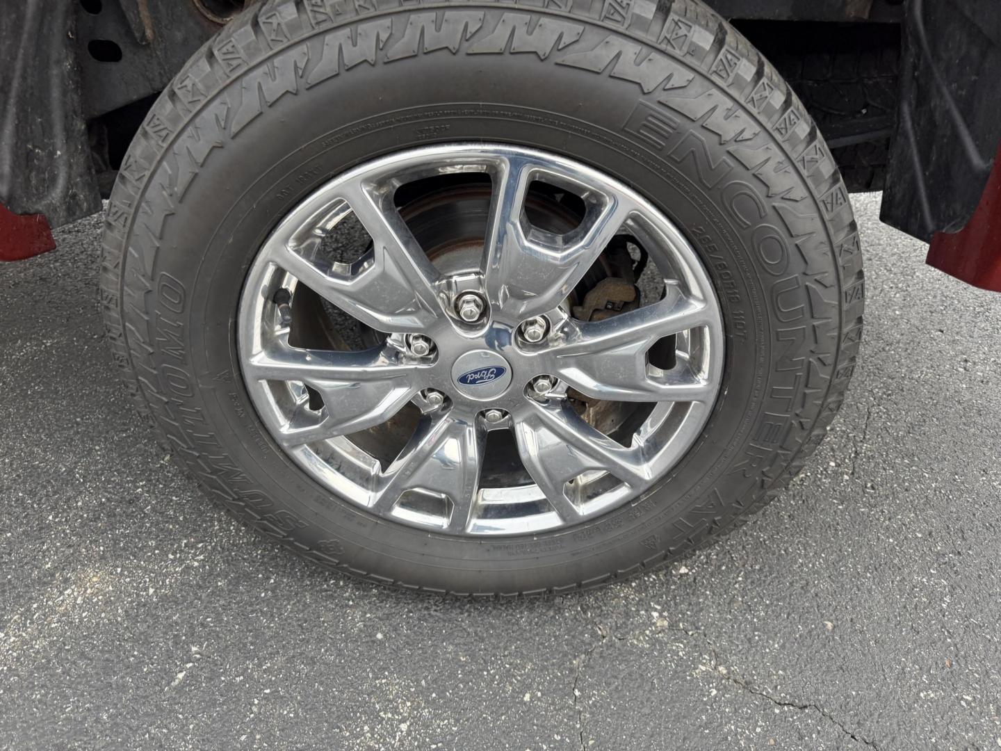 2019 Red /Black Ford Ranger XLT SuperCrew 4WD (1FTER4FH1KL) with an 2.3L I4 DOHC 16V Turbo engine, Automatic transmission, located at 11115 Chardon Rd. , Chardon, OH, 44024, (440) 214-9705, 41.580246, -81.241943 - One Owner – 2019 Ford Ranger XLT Crew Cab 4WD – Rugged Capability, Modern Technology, and Off-Road Adventure Ready Conquer any terrain with confidence in this 2019 Ford Ranger XLT Crew Cab 4WD. Powered by a responsive 2.3L Turbocharged EcoBoost I4 engine and paired with a 10-speed automatic t - Photo#13