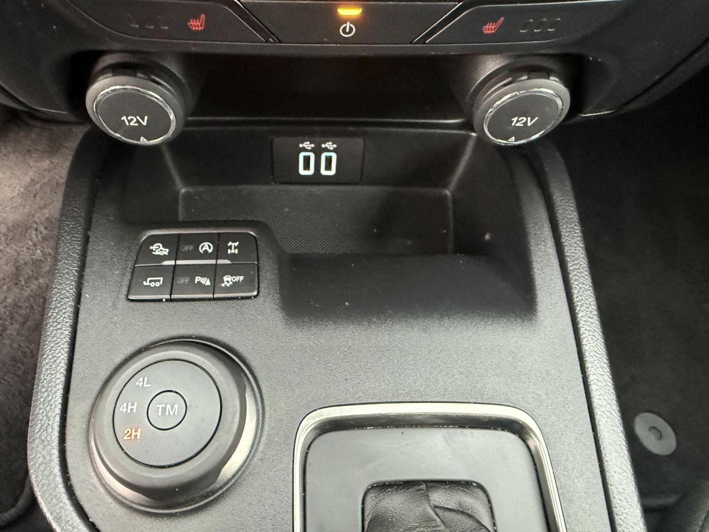 2019 Red /Black Ford Ranger XLT SuperCrew 4WD (1FTER4FH1KL) with an 2.3L I4 DOHC 16V Turbo engine, Automatic transmission, located at 11115 Chardon Rd. , Chardon, OH, 44024, (440) 214-9705, 41.580246, -81.241943 - One Owner – 2019 Ford Ranger XLT Crew Cab 4WD – Rugged Capability, Modern Technology, and Off-Road Adventure Ready Conquer any terrain with confidence in this 2019 Ford Ranger XLT Crew Cab 4WD. Powered by a responsive 2.3L Turbocharged EcoBoost I4 engine and paired with a 10-speed automatic t - Photo#35