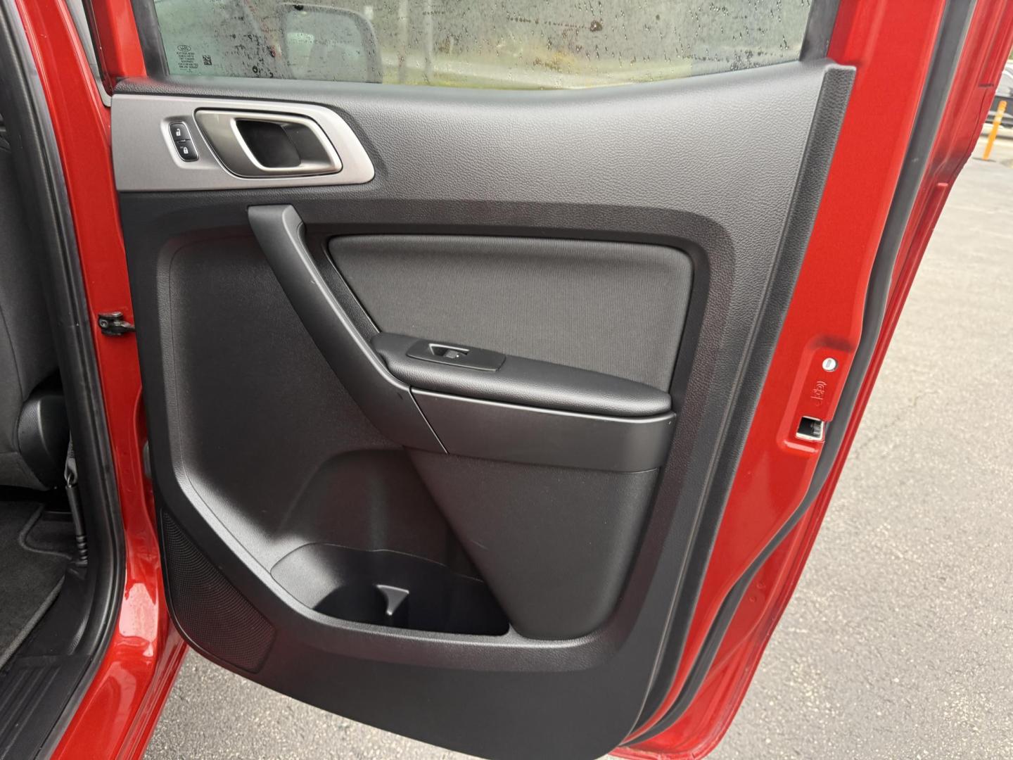 2019 Red /Black Ford Ranger XLT SuperCrew 4WD (1FTER4FH1KL) with an 2.3L I4 DOHC 16V Turbo engine, Automatic transmission, located at 11115 Chardon Rd. , Chardon, OH, 44024, (440) 214-9705, 41.580246, -81.241943 - One Owner – 2019 Ford Ranger XLT Crew Cab 4WD – Rugged Capability, Modern Technology, and Off-Road Adventure Ready Conquer any terrain with confidence in this 2019 Ford Ranger XLT Crew Cab 4WD. Powered by a responsive 2.3L Turbocharged EcoBoost I4 engine and paired with a 10-speed automatic t - Photo#43