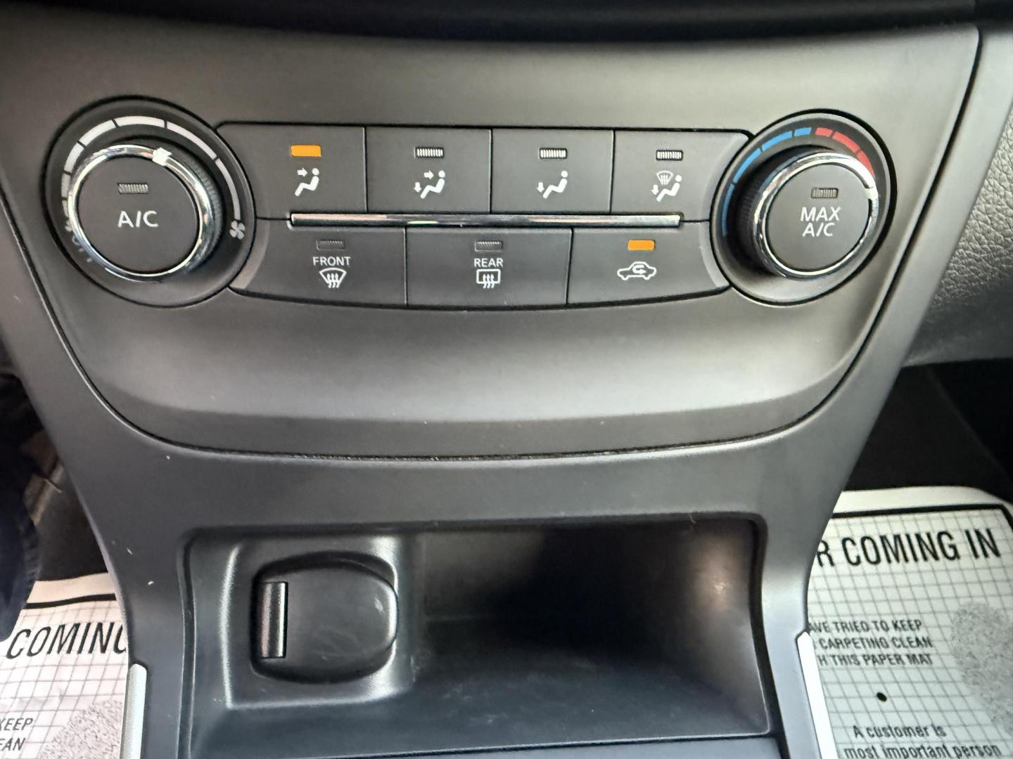 2019 White /Black Nissan Sentra S CVT (3N1AB7AP8KY) with an 1.8L I4 SFI DOHC 16V engine, Automatic transmission, located at 547 E. Main St., Orwell, OH, 44076, (440) 437-5893, 41.535435, -80.847855 - 2019 Nissan Sentra S – Efficient, Safe, and Smartly Equipped Enjoy reliability and impressive efficiency in this 2019 Nissan Sentra S. Powered by a fuel-sipping 1.8L I4 engine with ECO mode, this sedan delivers an outstanding 32 MPG combined and up to 37 MPG highway—making it the ideal choice - Photo#28