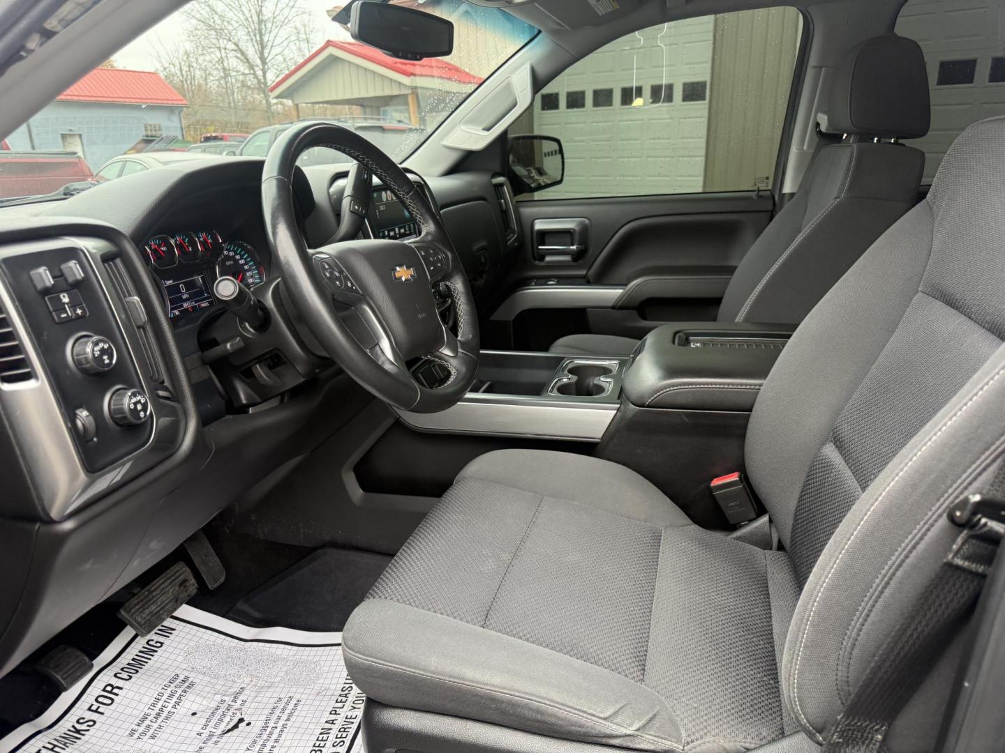 2018 Blue /Black Chevrolet Silverado 1500 LT Z71 Double Cab 4WD (1GCVKREC2JZ) with an 5.3L V8 OHV 16V engine, Automatic transmission, located at 547 E. Main St., Orwell, OH, 44076, (440) 437-5893, 41.535435, -80.847855 - 2018 Chevrolet Silverado 1500 LT Z71 Double Cab 4WD – Power, Luxury, and Off-Road Capability in One Bold Package Conquer any road or trail with this 2018 Chevrolet Silverado 1500 LT Z71 Double Cab 4WD. Under the hood, the formidable 5.3L EcoTec3 V8 engine pairs with a 6-speed automatic transmis - Photo#15