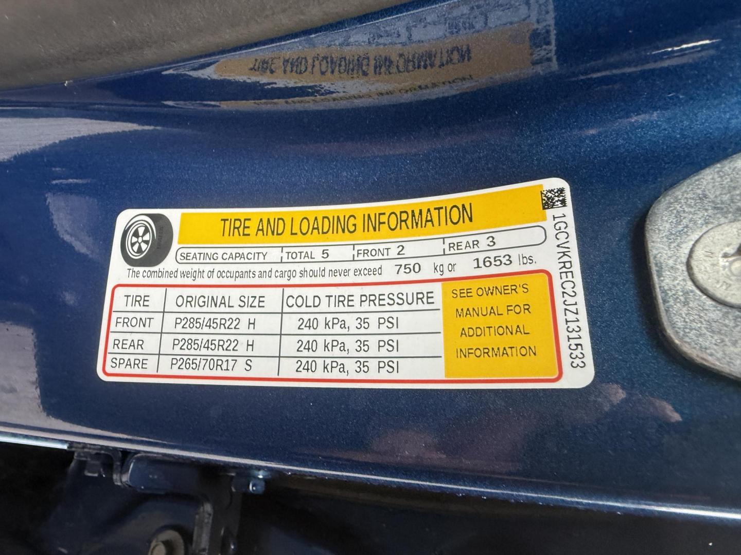 2018 Blue /Black Chevrolet Silverado 1500 LT Z71 Double Cab 4WD (1GCVKREC2JZ) with an 5.3L V8 OHV 16V engine, Automatic transmission, located at 547 E. Main St., Orwell, OH, 44076, (440) 437-5893, 41.535435, -80.847855 - 2018 Chevrolet Silverado 1500 LT Z71 Double Cab 4WD – Power, Luxury, and Off-Road Capability in One Bold Package Conquer any road or trail with this 2018 Chevrolet Silverado 1500 LT Z71 Double Cab 4WD. Under the hood, the formidable 5.3L EcoTec3 V8 engine pairs with a 6-speed automatic transmis - Photo#20